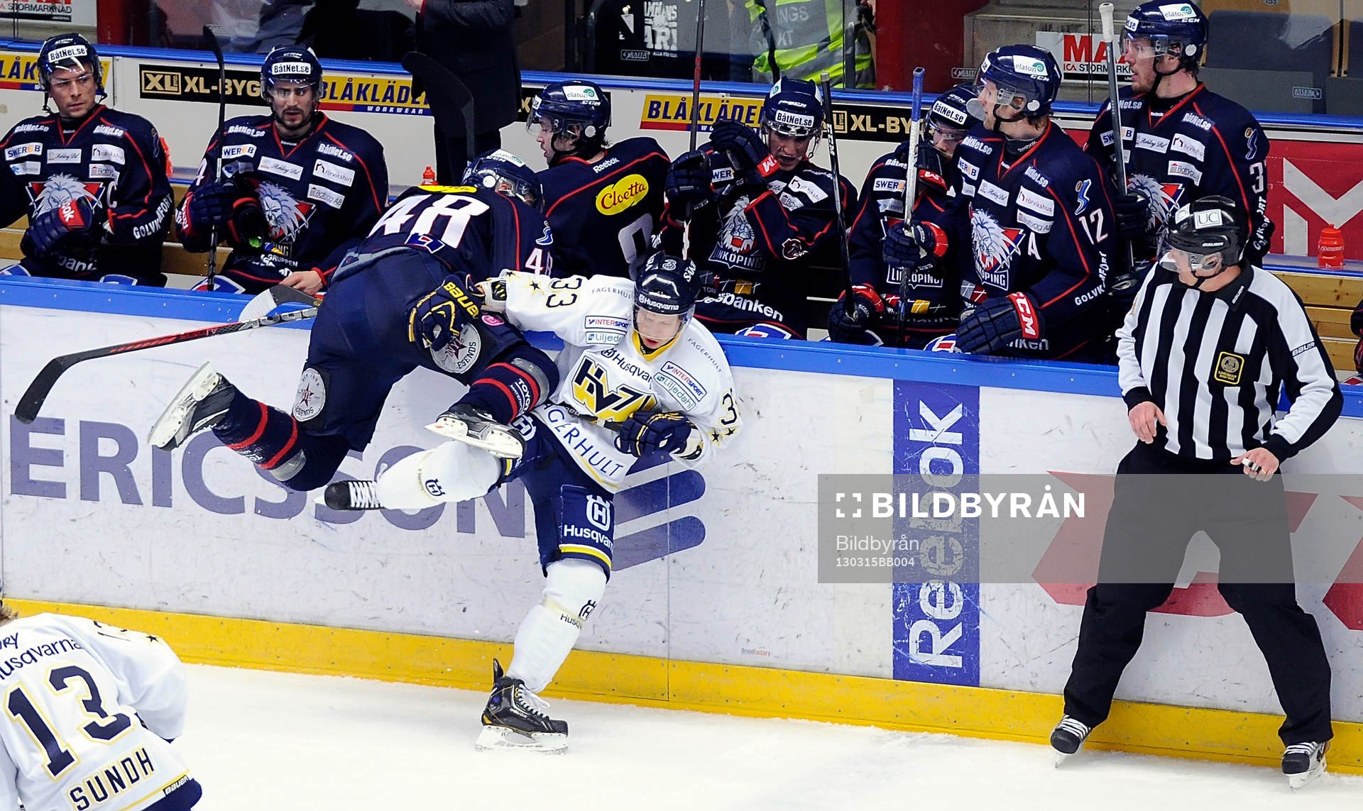 HV71 nr 33	 Elias Fälth och Linköpings nr 48  Daniel
