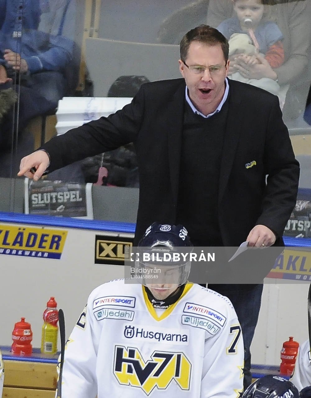 Ulf Dahlen tränare HV71 och  Patrik Karlsson HV71