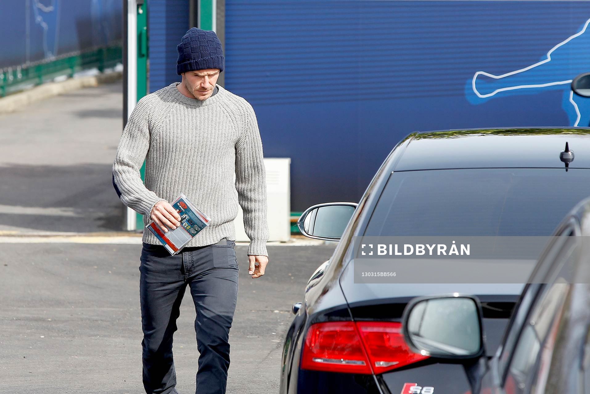 DAVID BECKHAM quitte le camp des loges - 15.03.2013 -