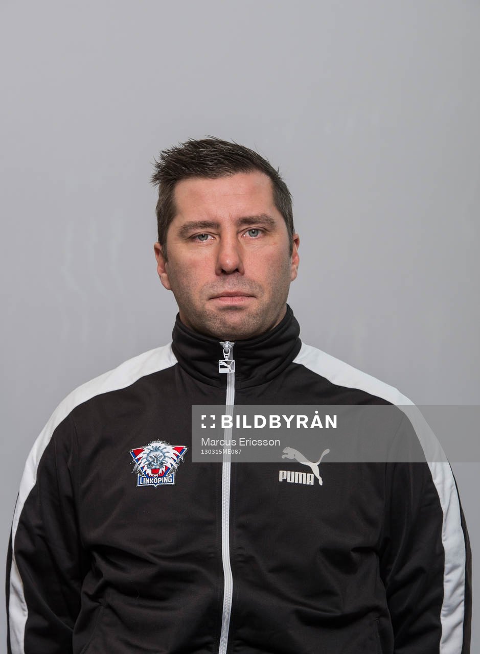 Fotboll, Damallsvenskan, Linköping: Joakim Karlsson, materialare  