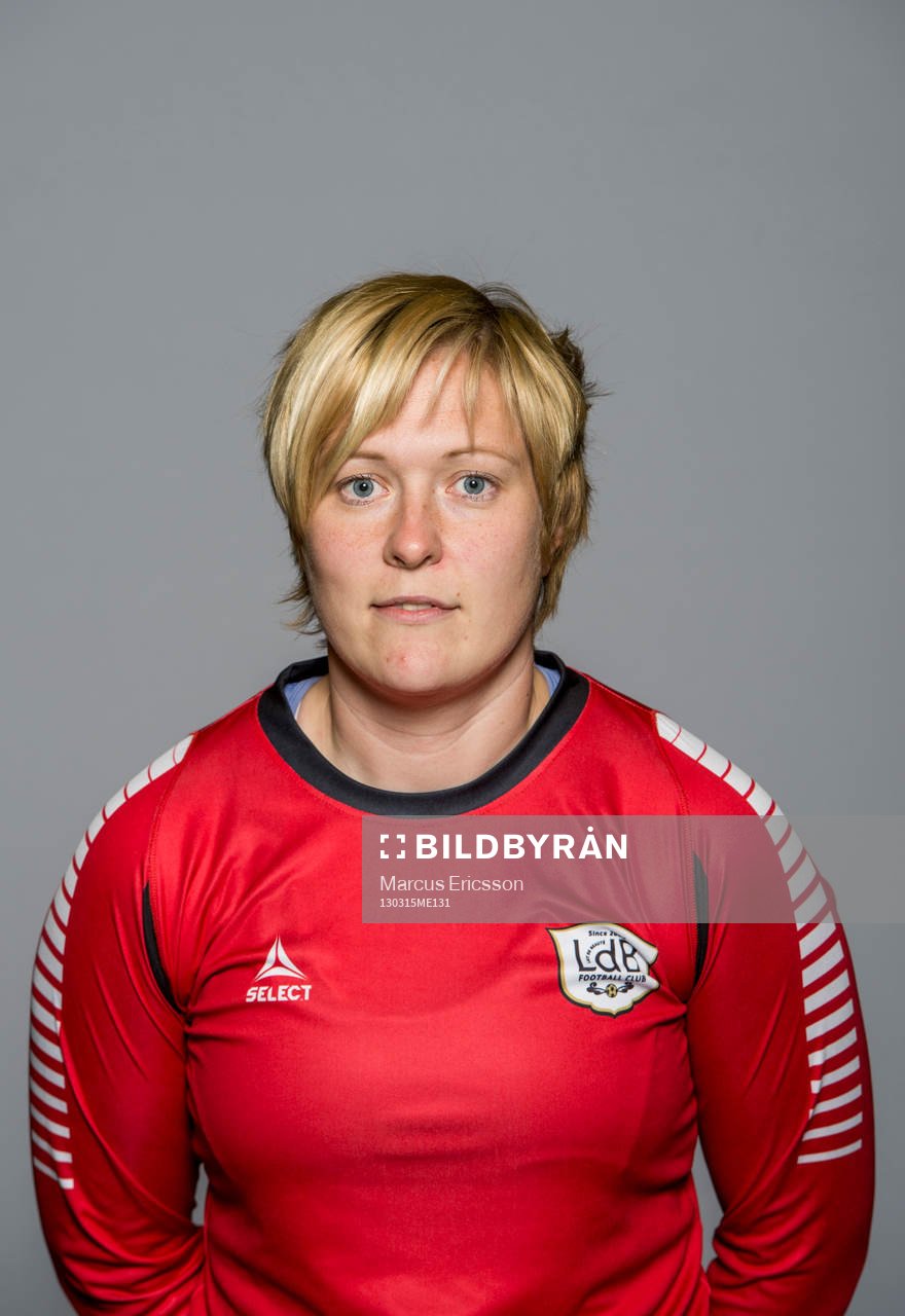 Thora Helgadottir, målvakt