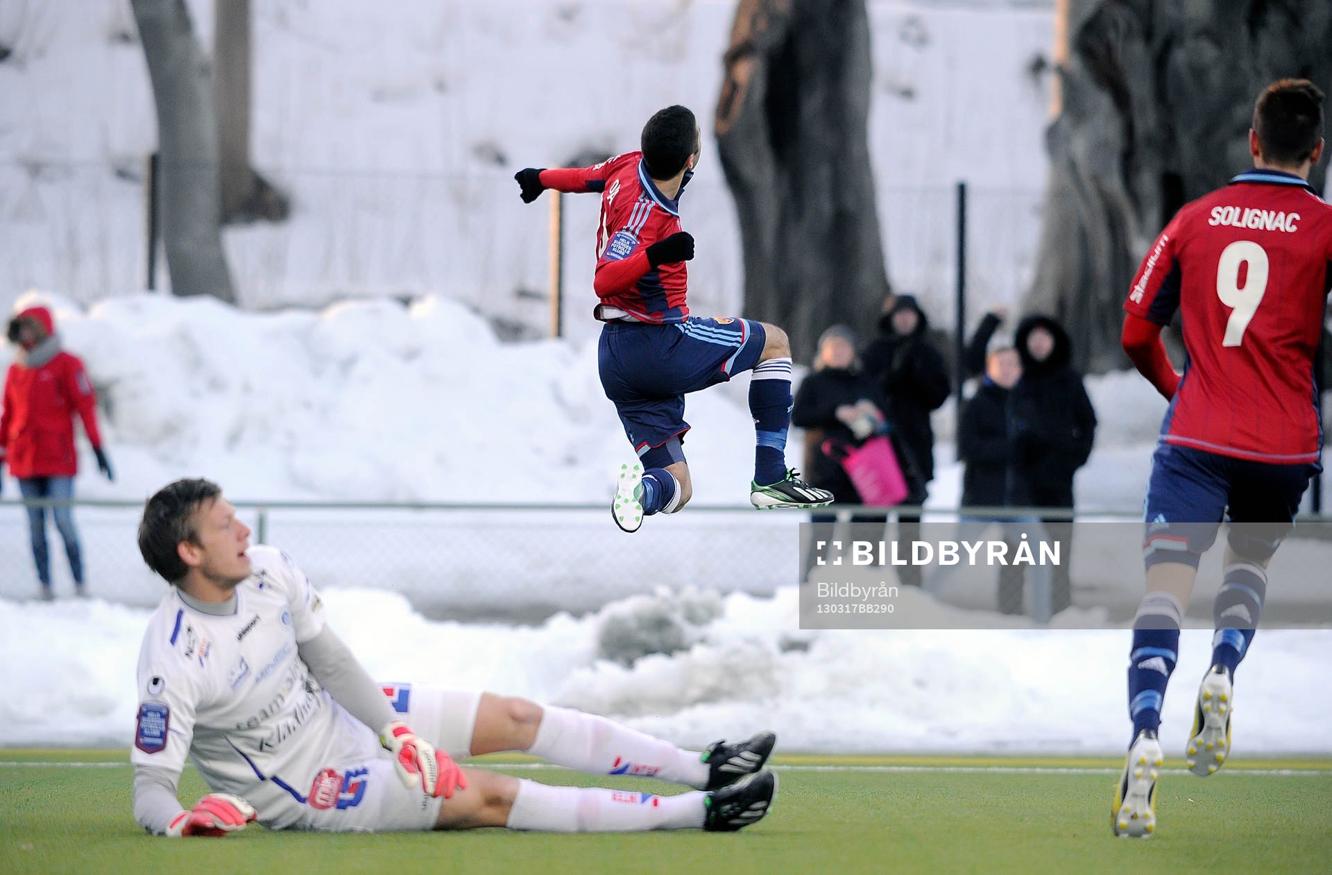 Djurgårdens nr 19 Nahir Oyal jublar