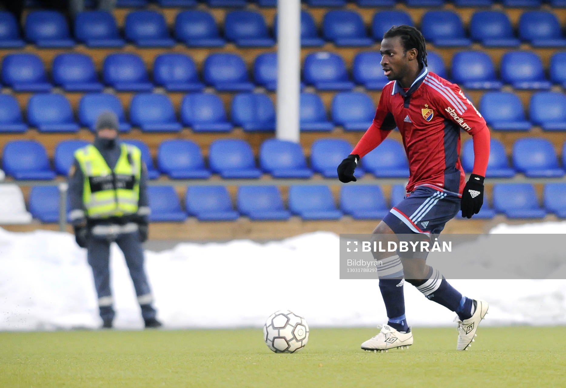 Djurgårdens nr 11 Amadou Jawo gjorde debut