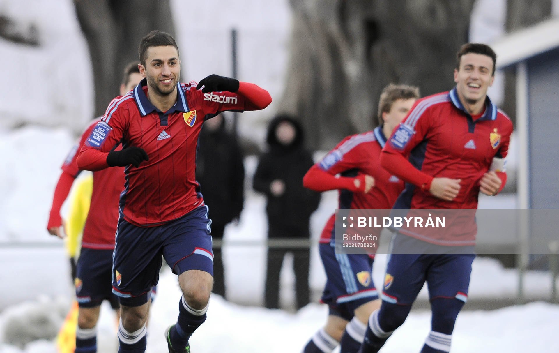 Fotboll, Svenska Cupen, Åtvidaberg FF - Djurgården IF : Djurgårdens nr 11Amadou Jawo jublar efter 1-1 målet.