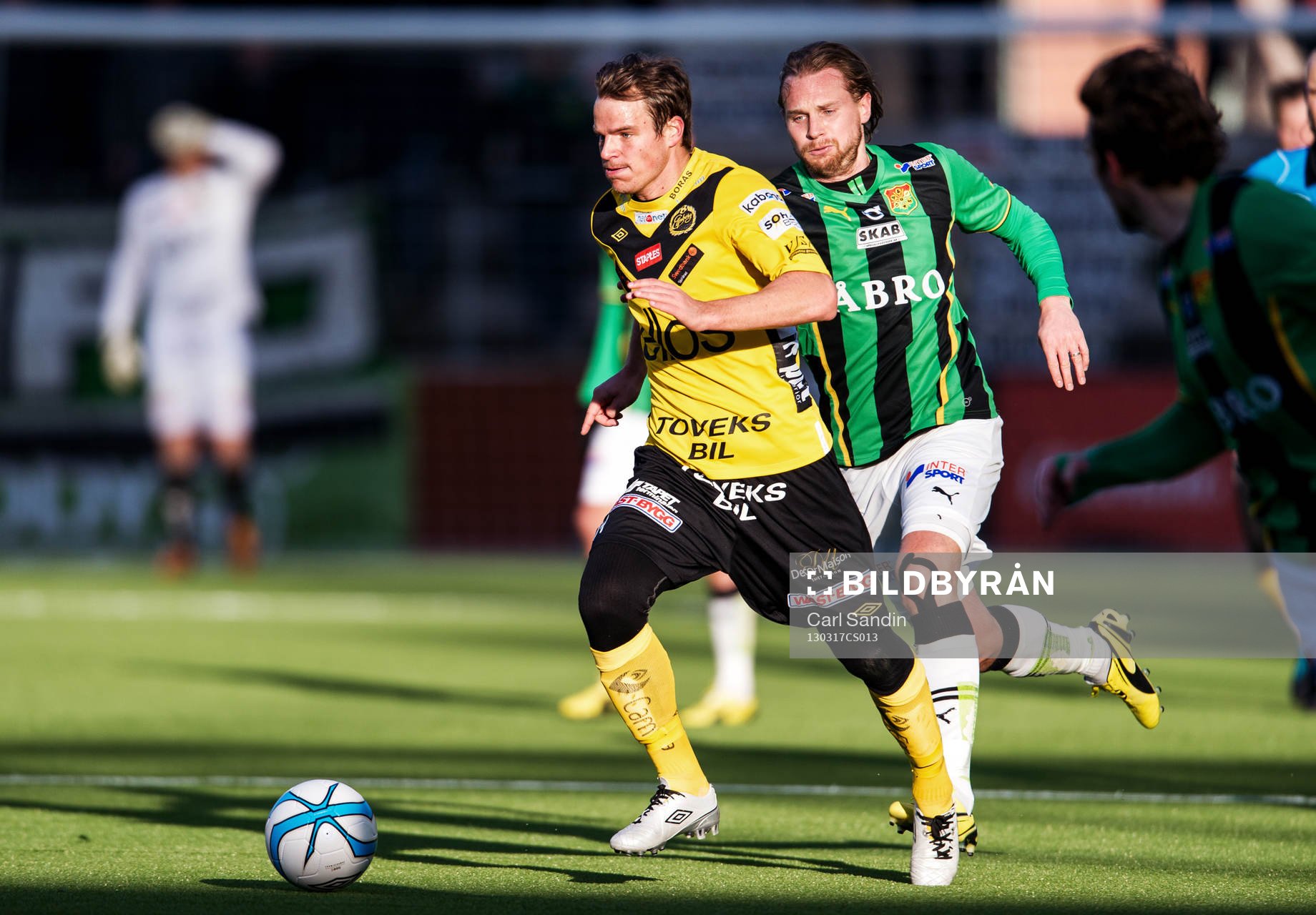 Henning Hauger, Elfsborg, jagas av Richard Spong, Gais