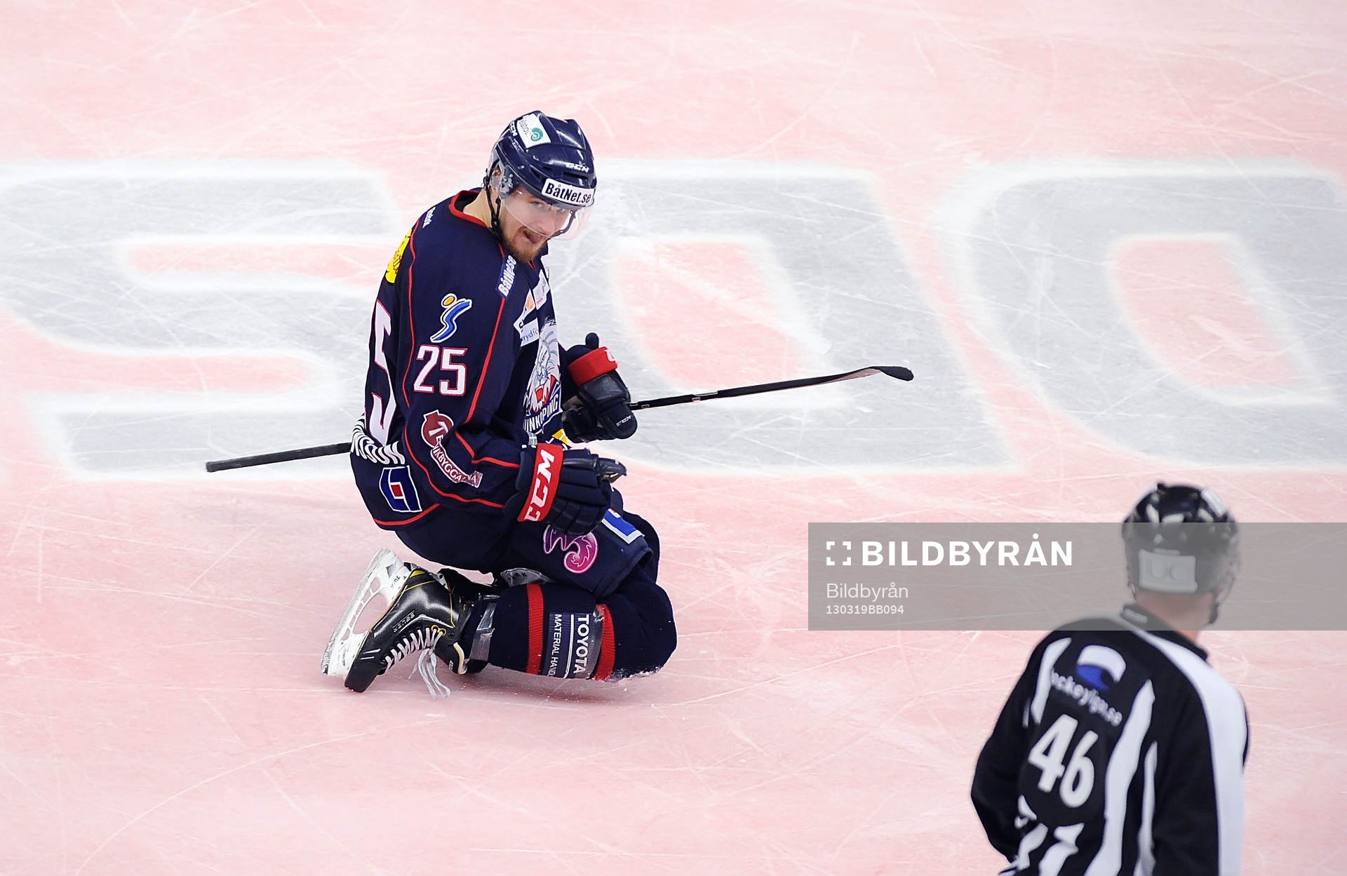 Jubel 2-3 målet av Linköpings nr 25 Johannes Salmonsson