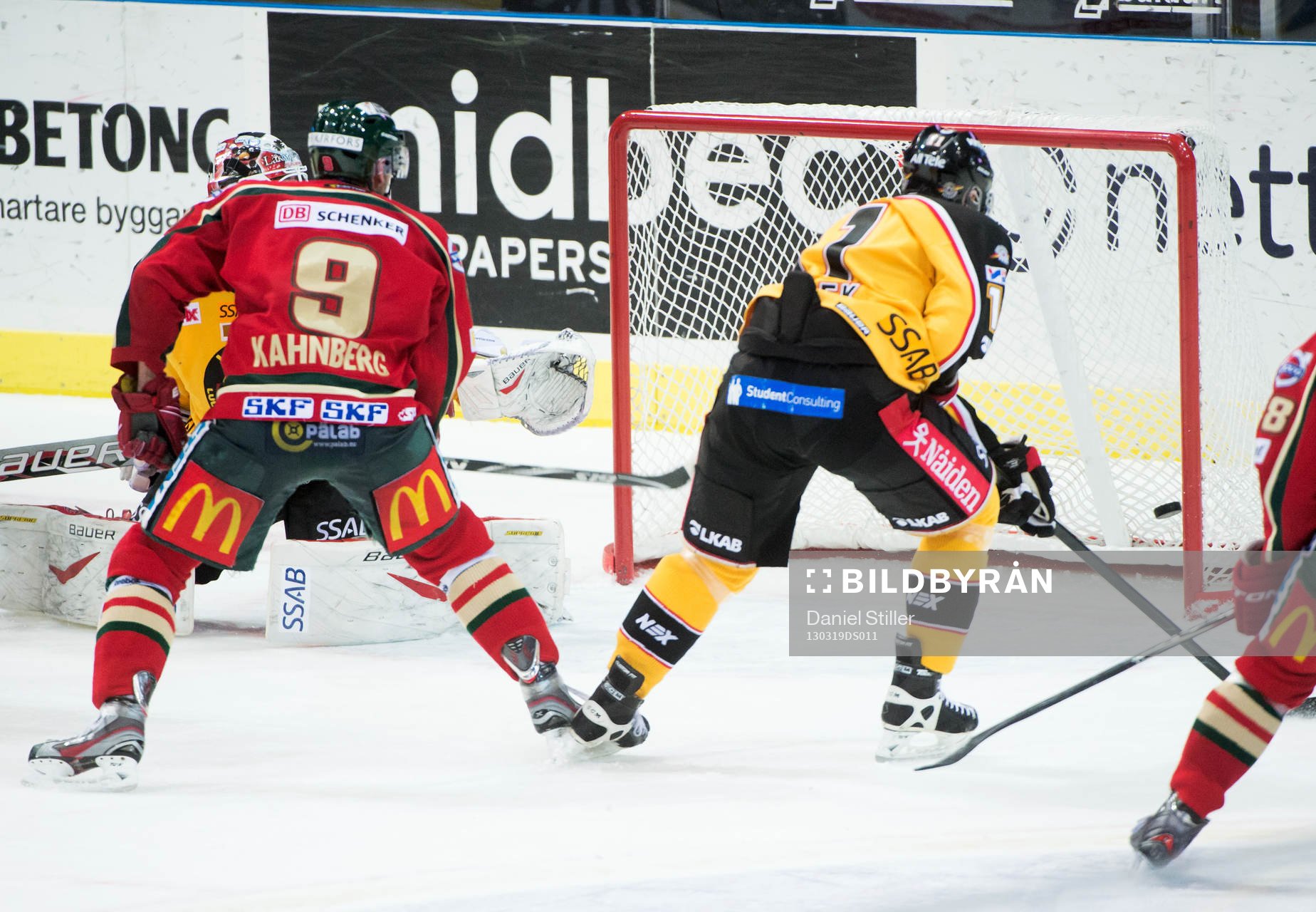 Magnus Kahnberg, Frölunda, gör 2-1