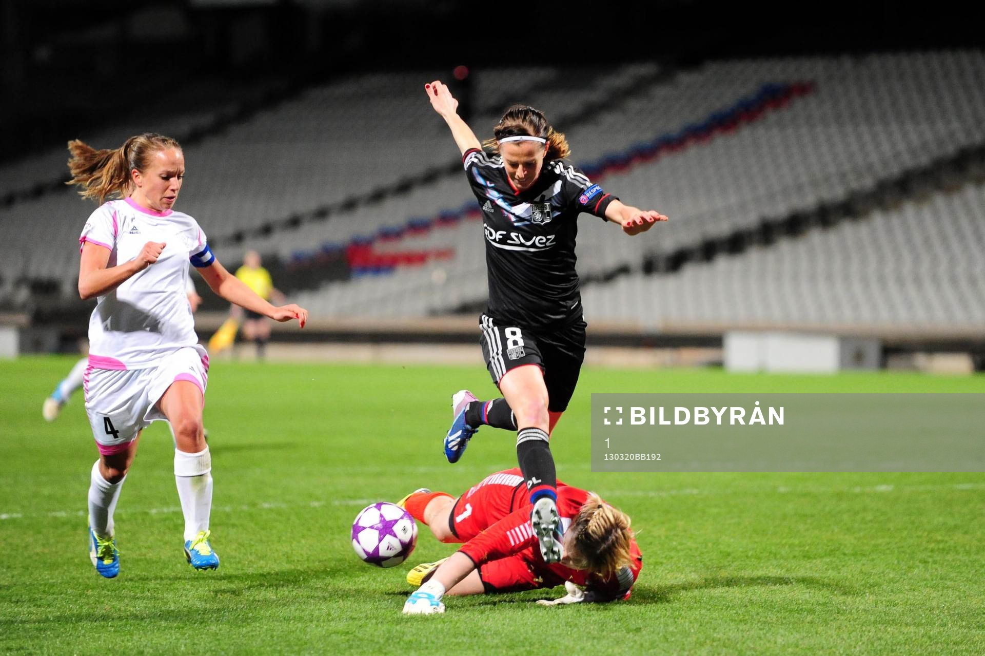Fotboll, Champions League, Lyon - LDB Malmö: Malin Levenstad / Lotta SCHELIN / Thora Helgadottir - 20.03.2013 - Lyon / Malmoe - 1/Finale aller - Champions League