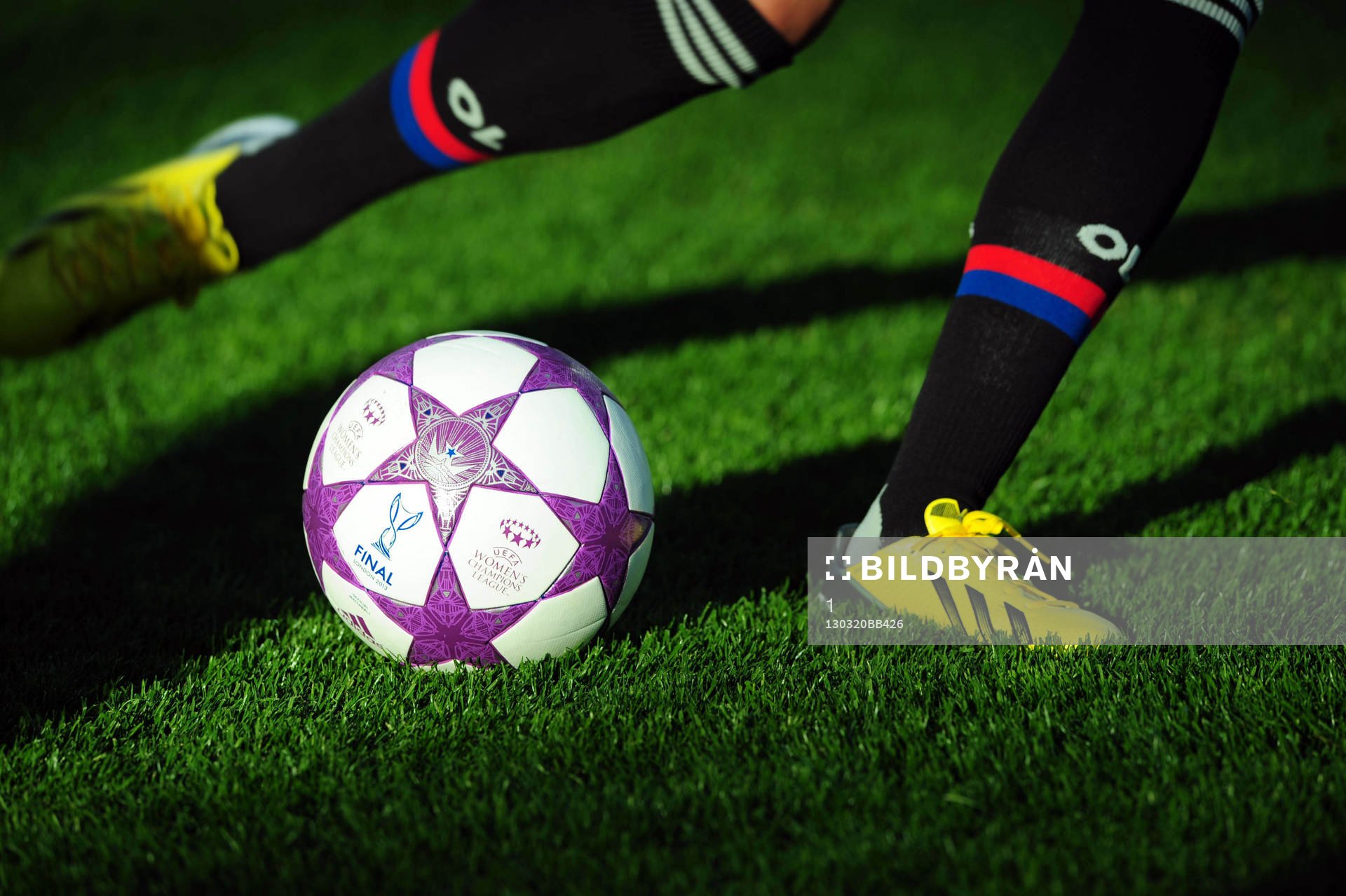 ILLUSTRATION BALLON  LIGUE DES CHAMPIONS FEMININE-