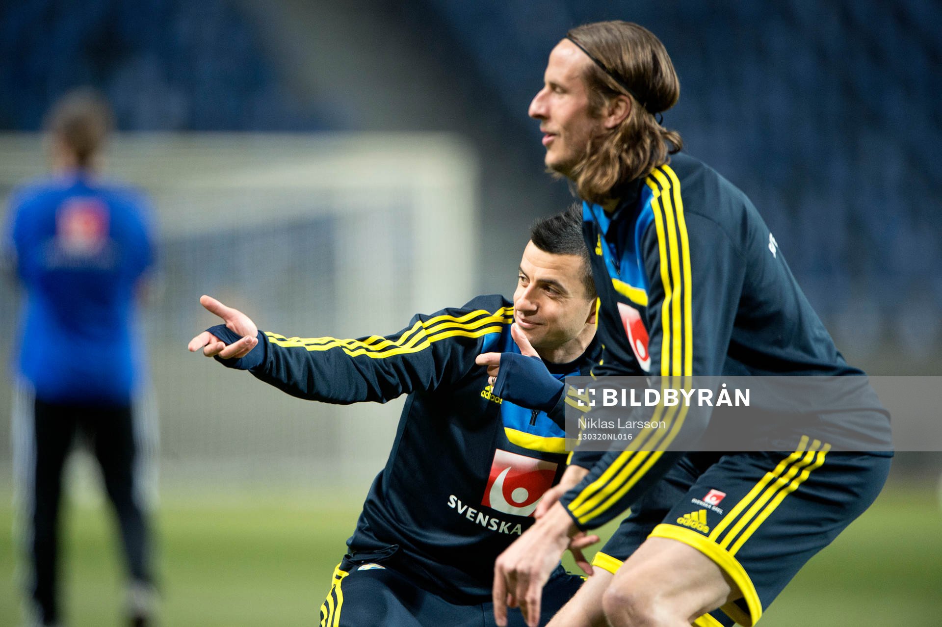 Behrang Safari och Jonas Olsson, Sverige