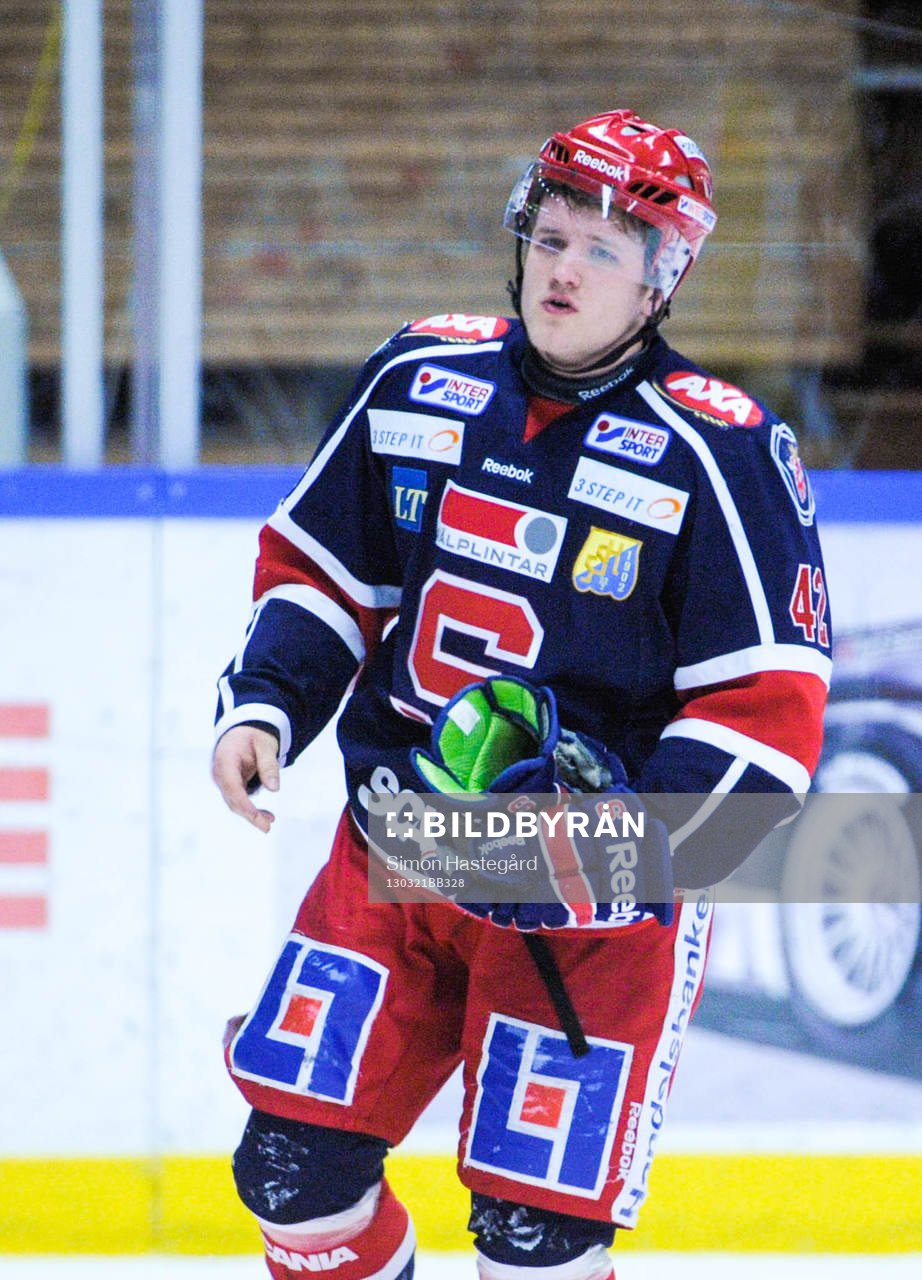 Jesper Thörnberg, Södertälje, lämnade matchen tidigt