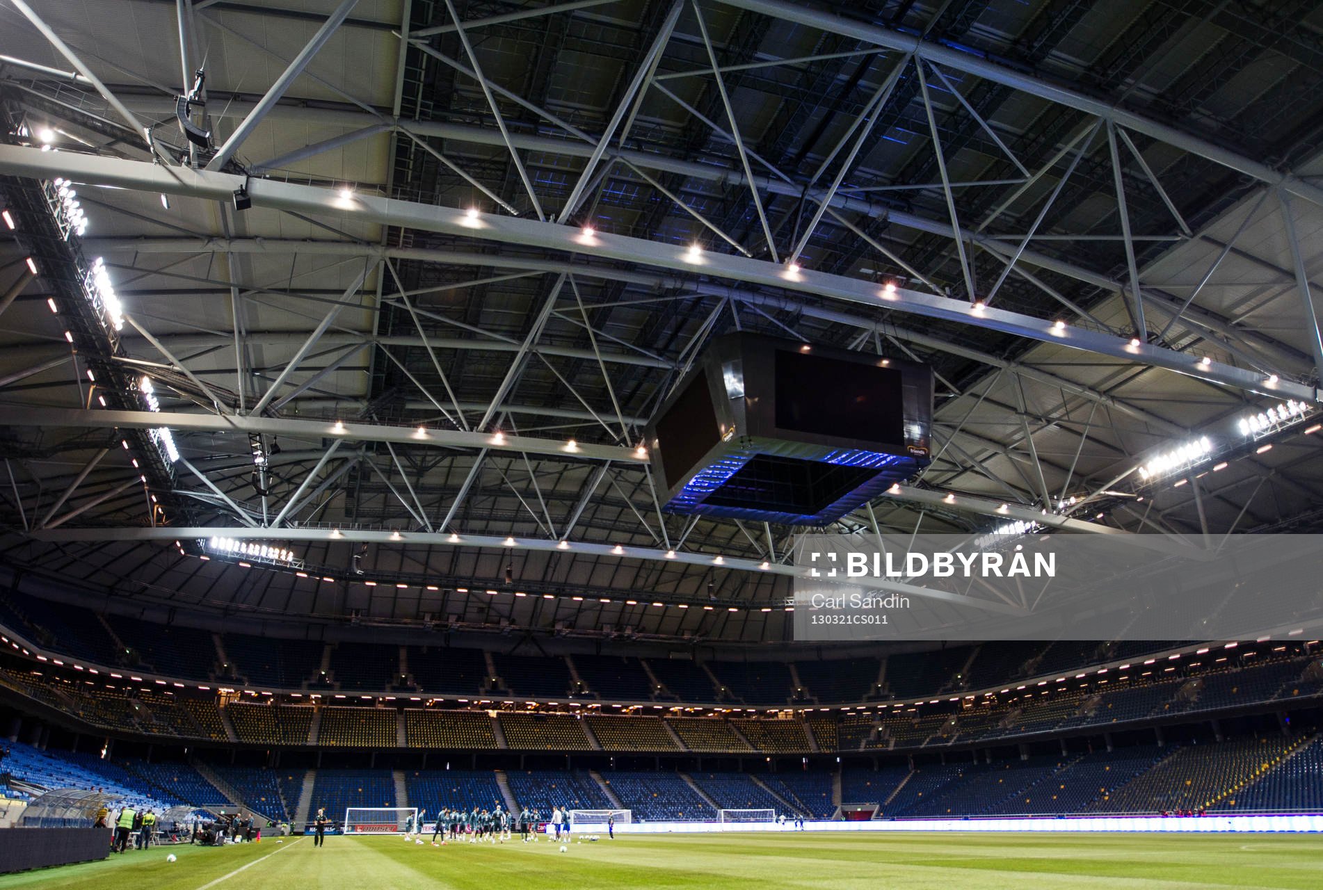Irland tränar på Friends arena, med taket stängt