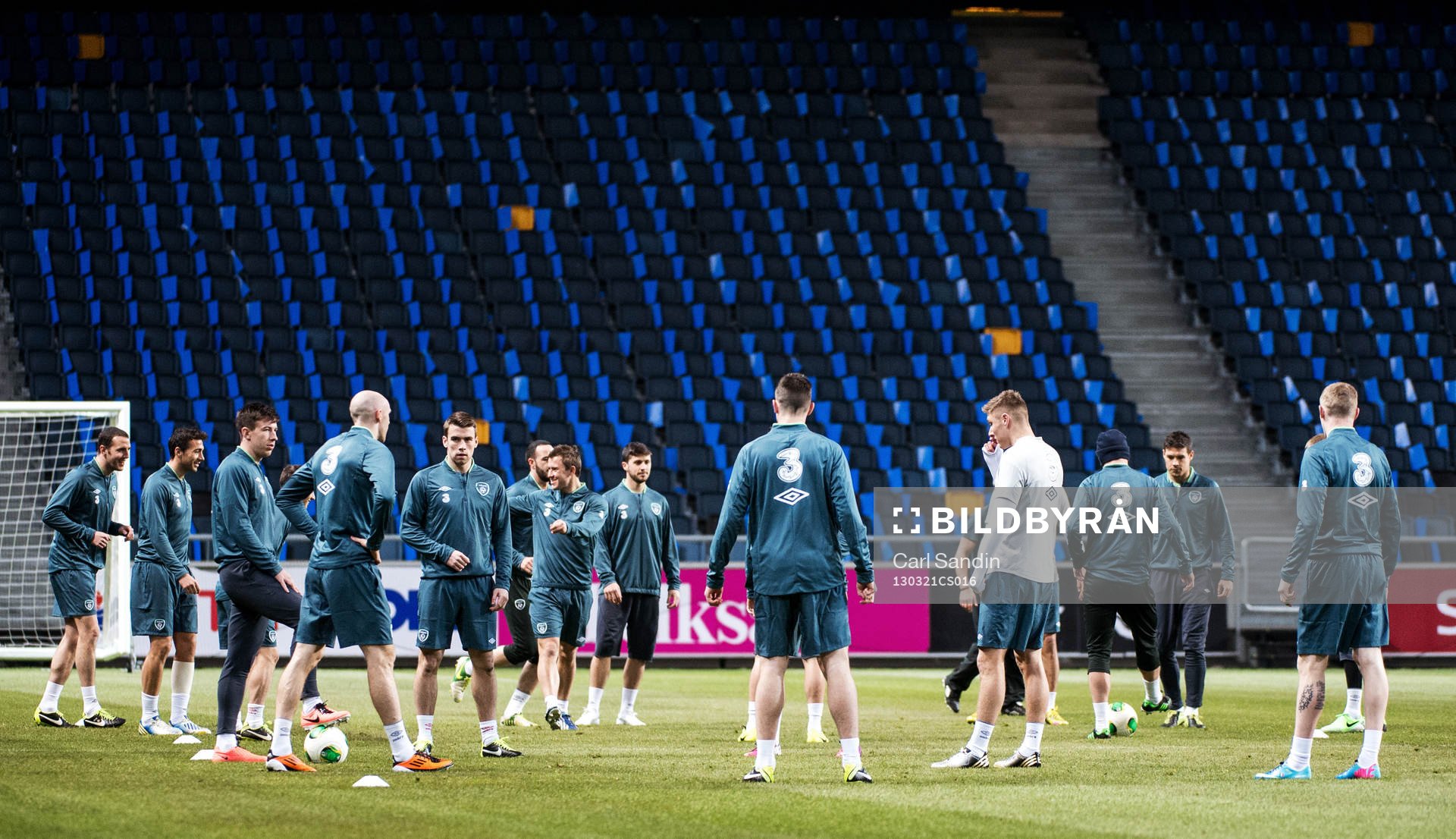 Irland tränar på Friends Arena