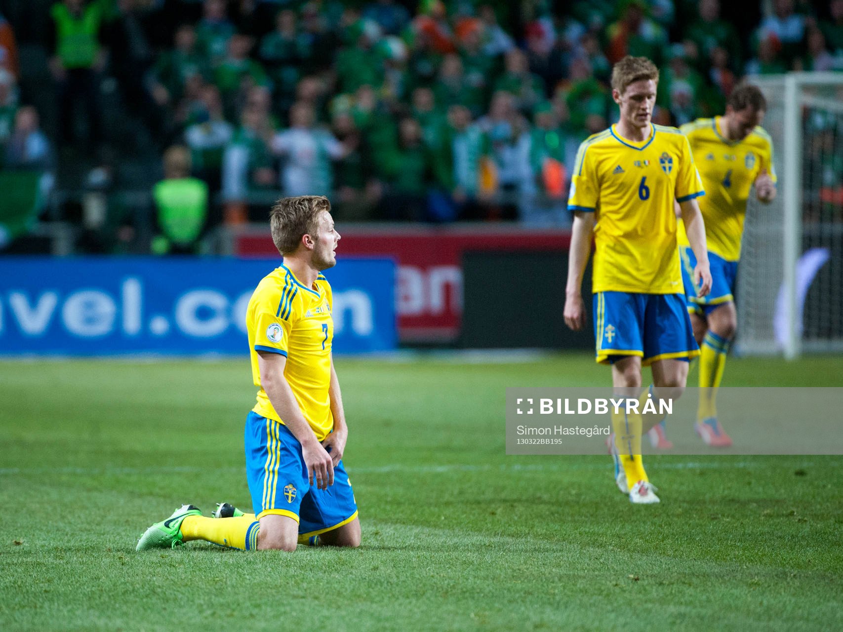 Sebastian Larsson, och Rasmus Elm, Sverige, deppar