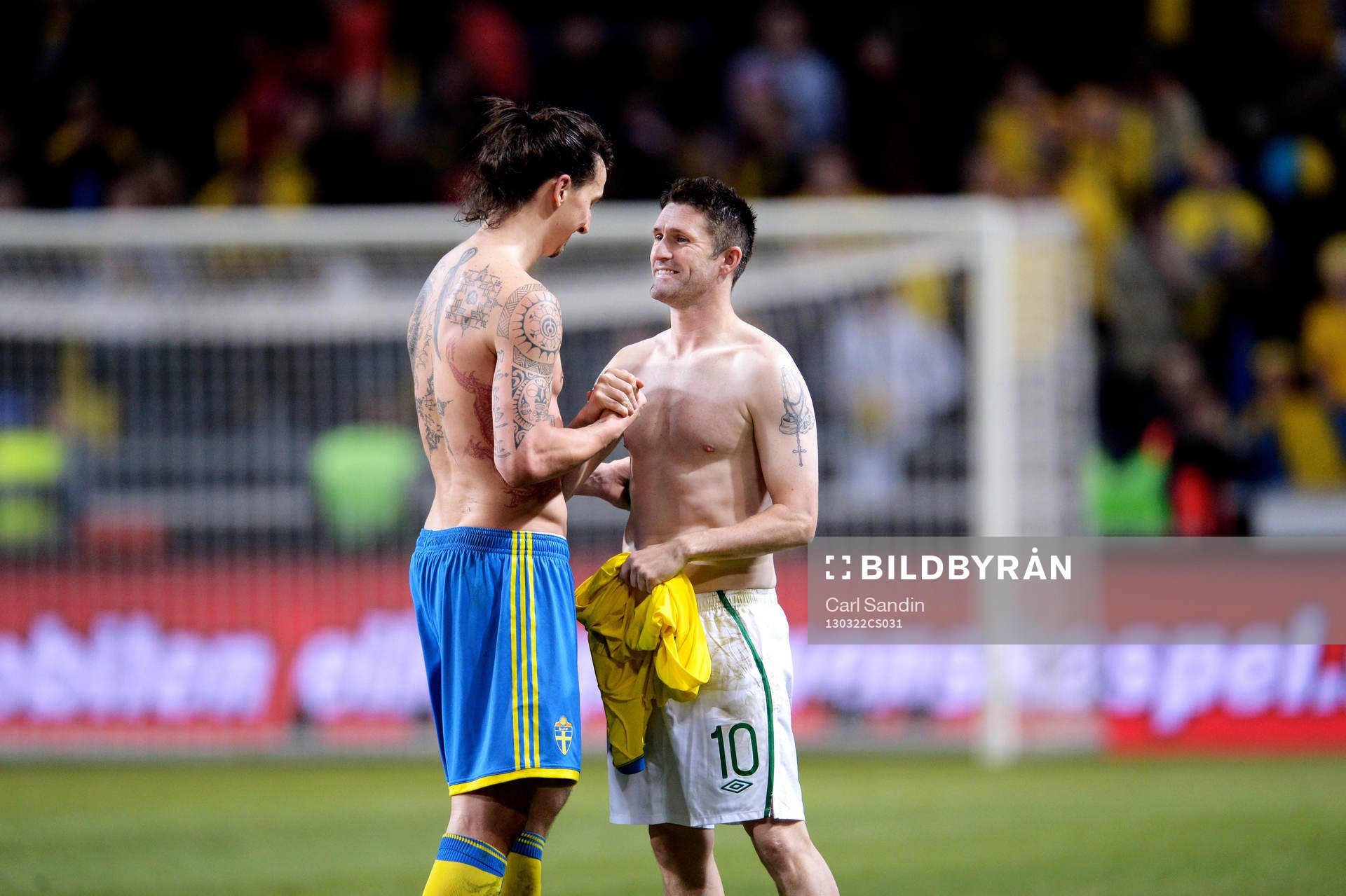 Zlatan Ibrahimović, Sverige byter tröja med Robbie Keane,