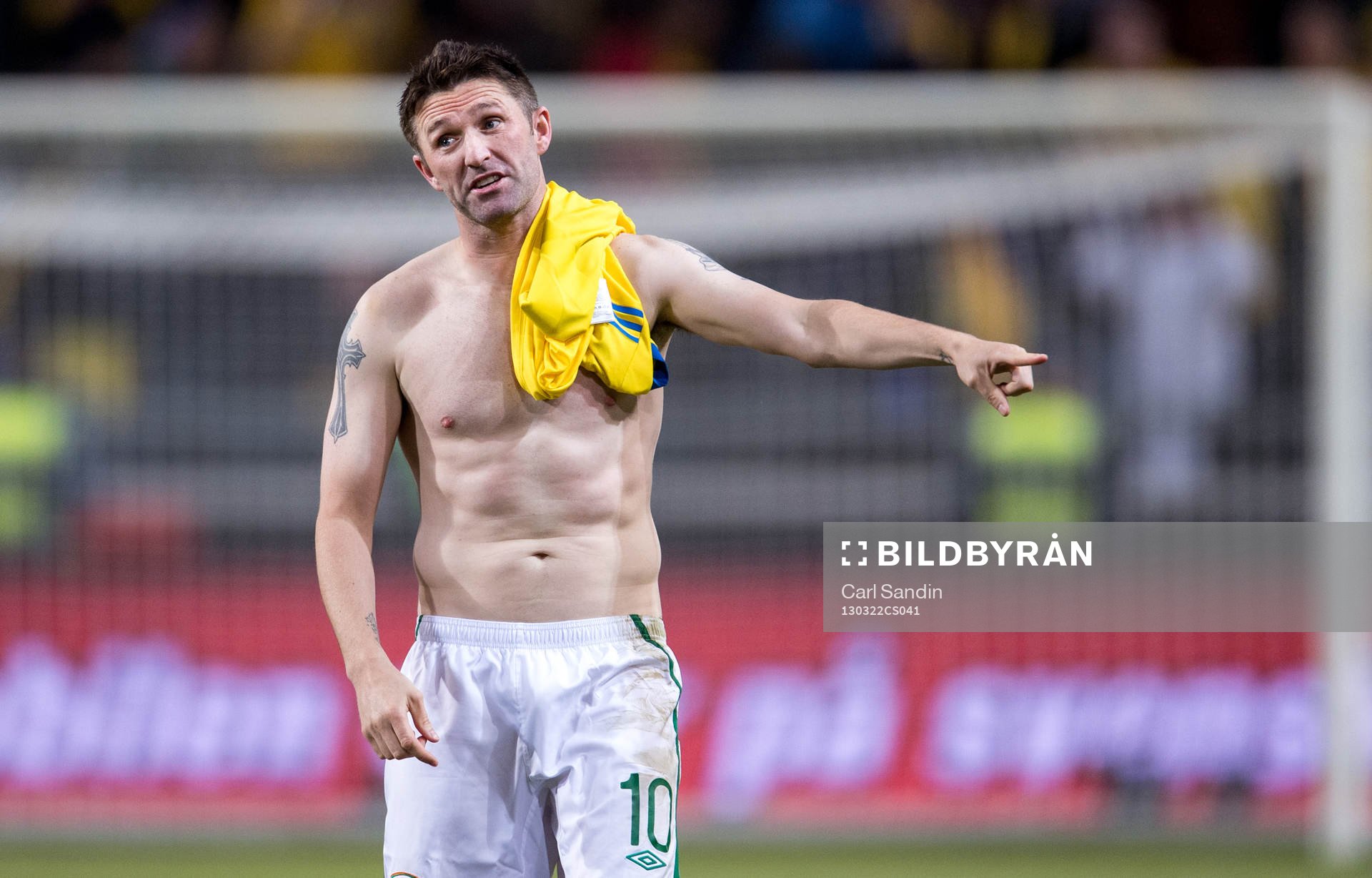 Robbie Keane, Irland, med Zlatan Ibrahimovićs tröja
