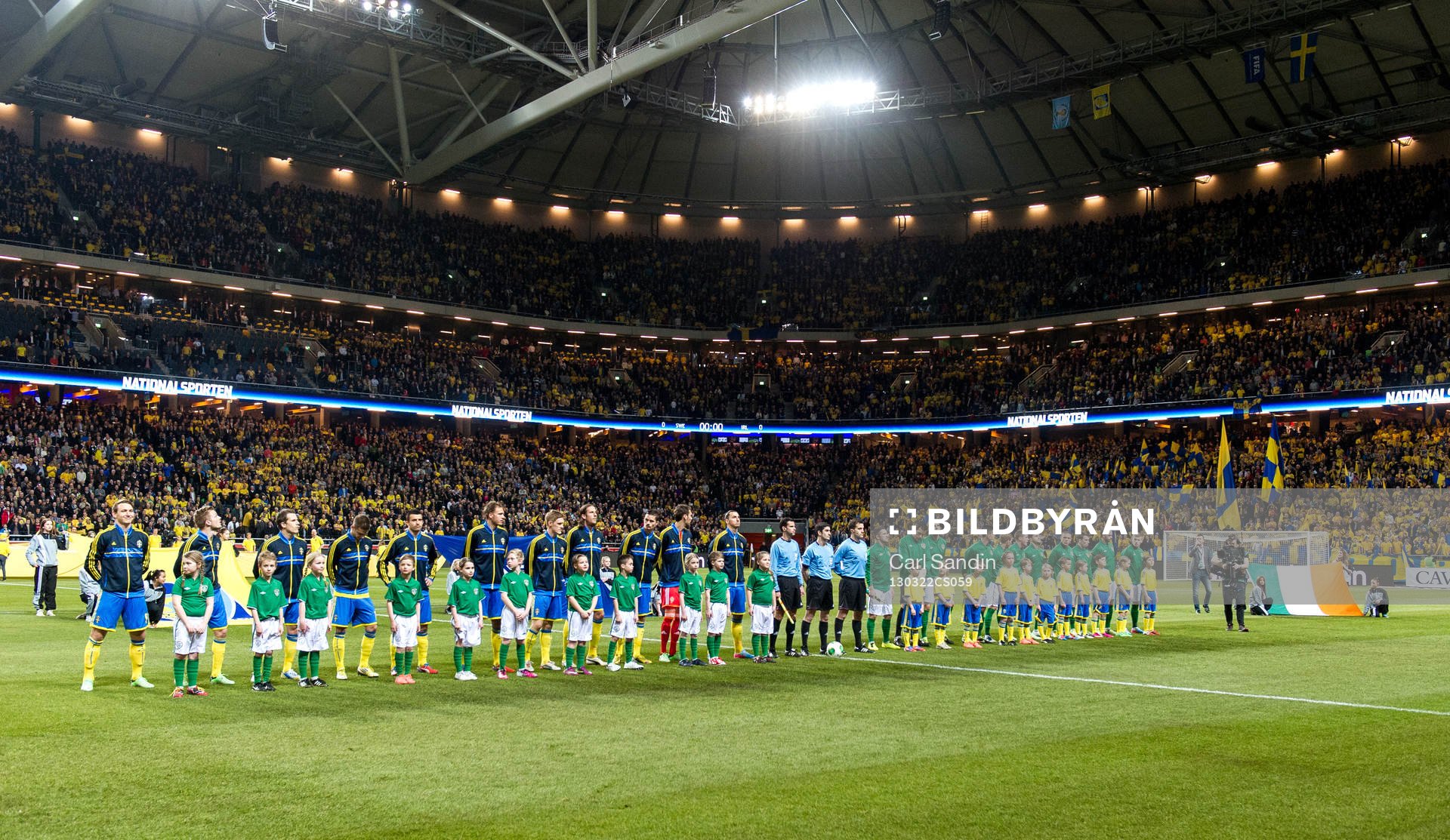 Sverige och Irland står uppställda