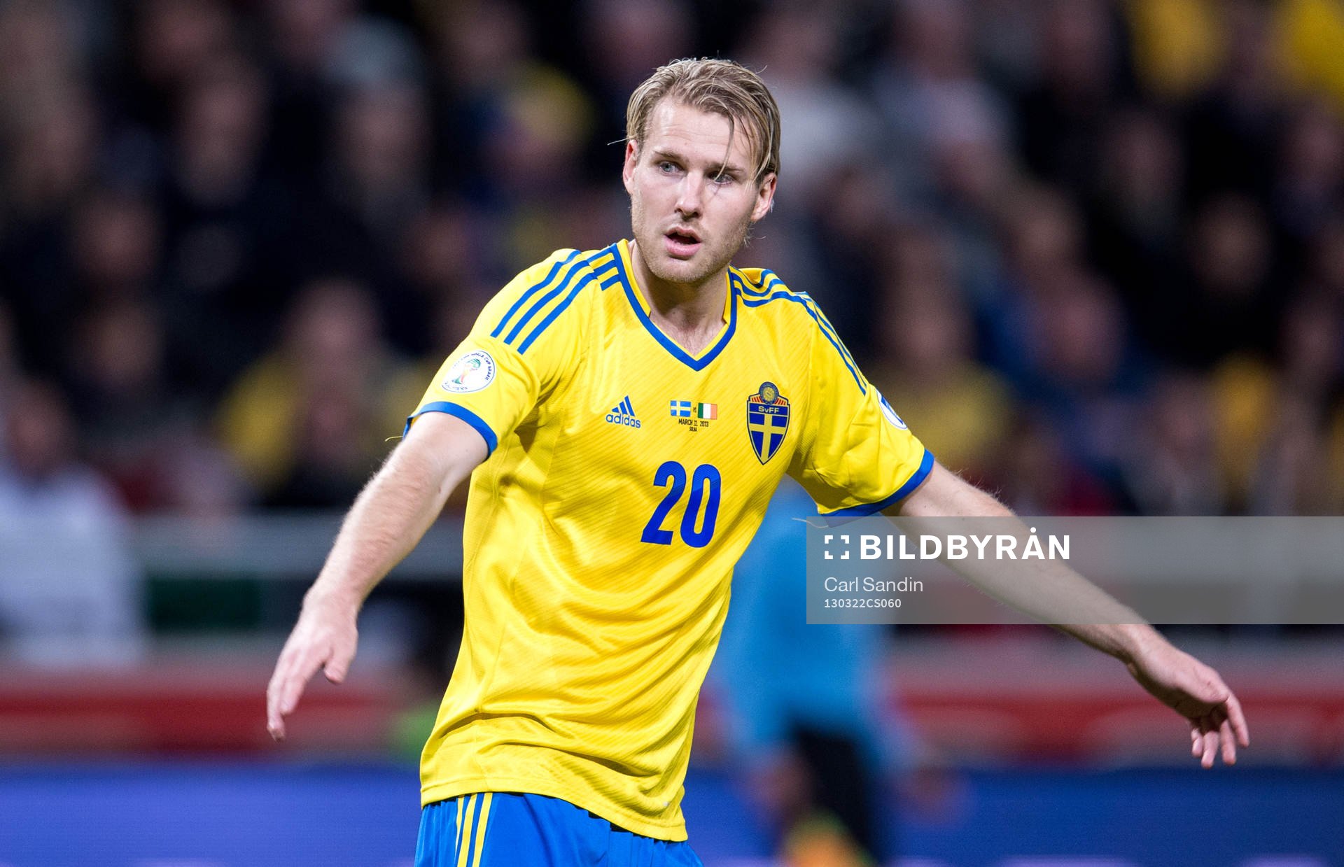 Ola Toivonen, Sverige, slår ut med händerna