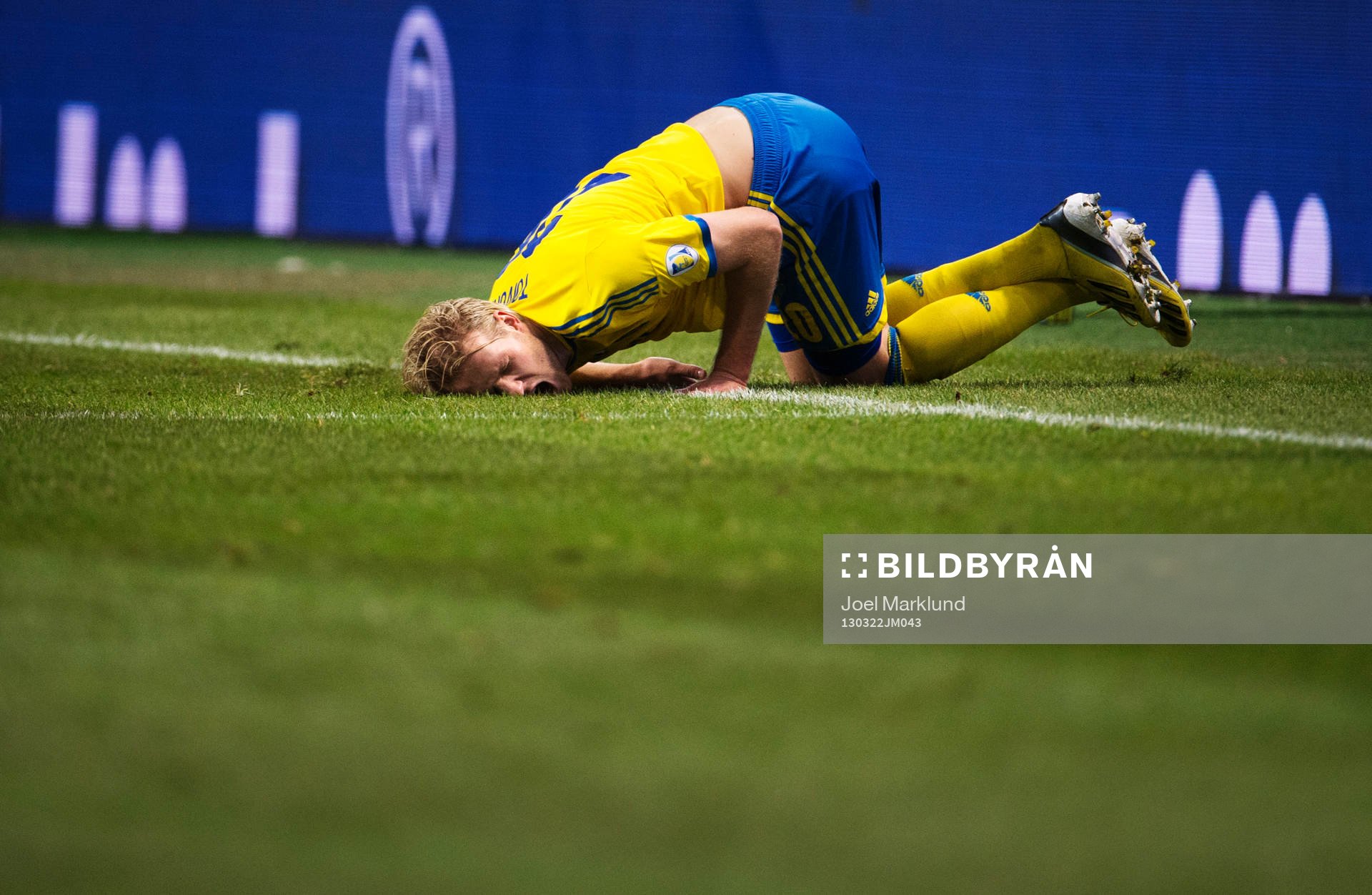 Ola Toivonen, Sverige, har ont