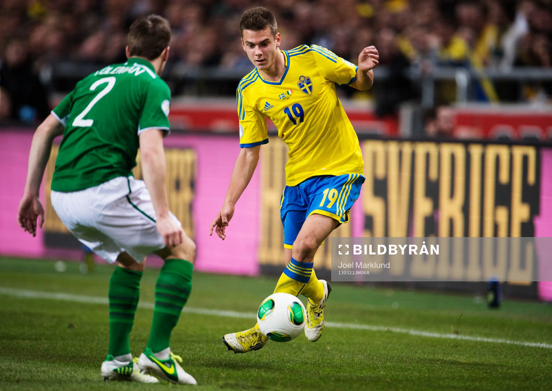 Alexander Kacaniklic, Sverige, dribblar