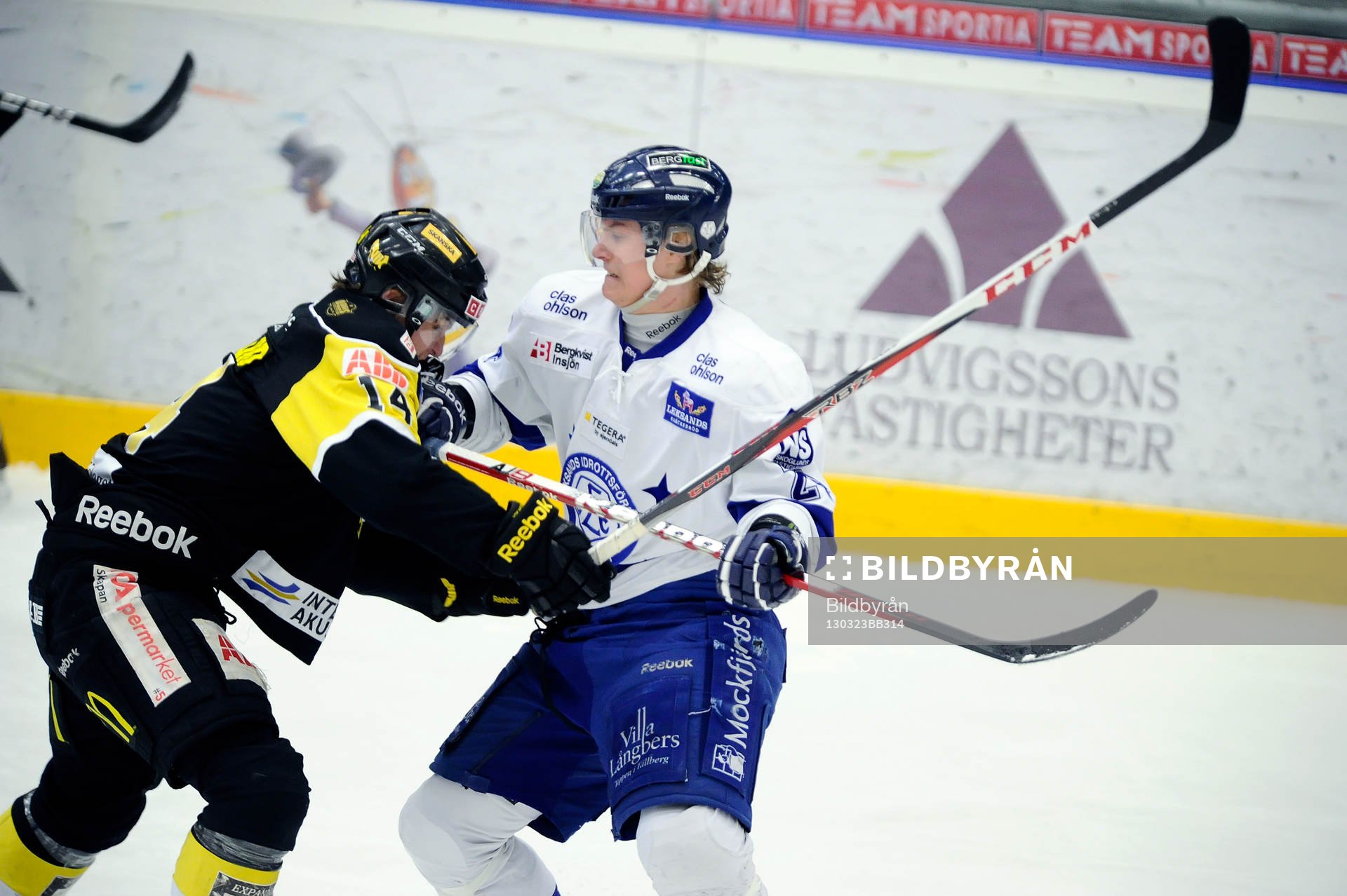 Västerås nr 14 Mikael Frycklund och Leksands nr 24