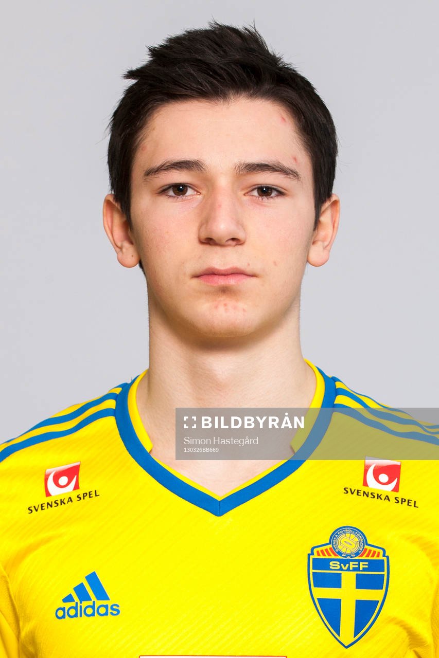 Fotboll, Sverige, porträtt, P16/P97: Giga Chkheidze.