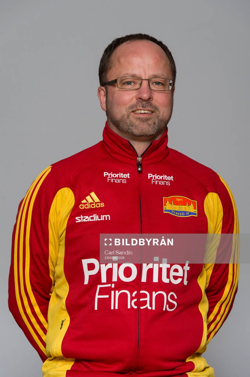 Fotboll, Dam, Damallsvenskan, Lagbild, Tyresö: Leif Edeborg, assisterande tränare, Tyresö.