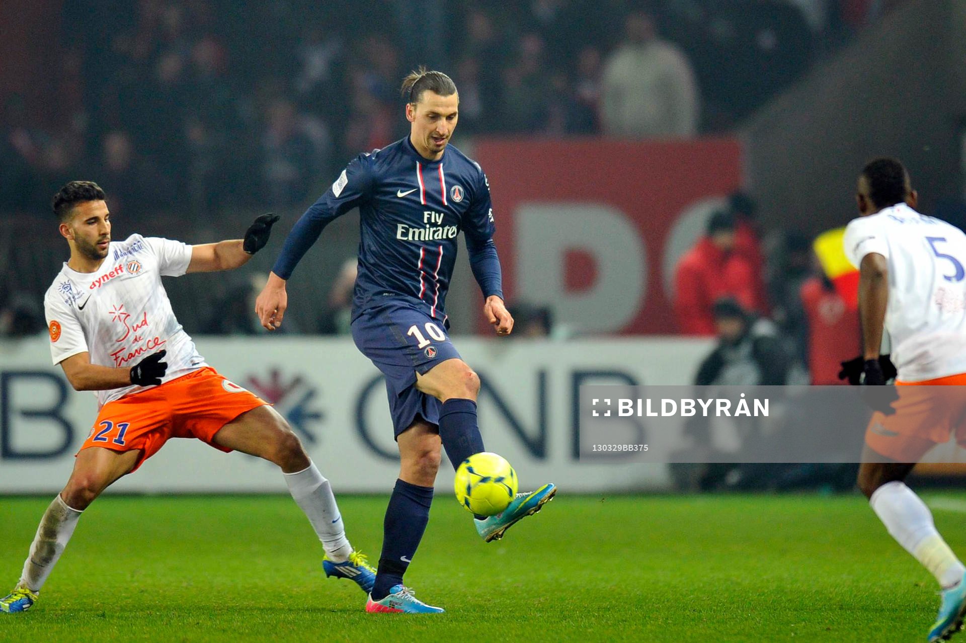 Fotboll, Franska ligan, Paris Saint Germain - Montpellier: Abdelhamid EL KAOUTARI / Zlatan IBRAHIMOVIC - 29.03.2013 - Paris Saint Germain / Montpellier - 30e journee de Ligue1