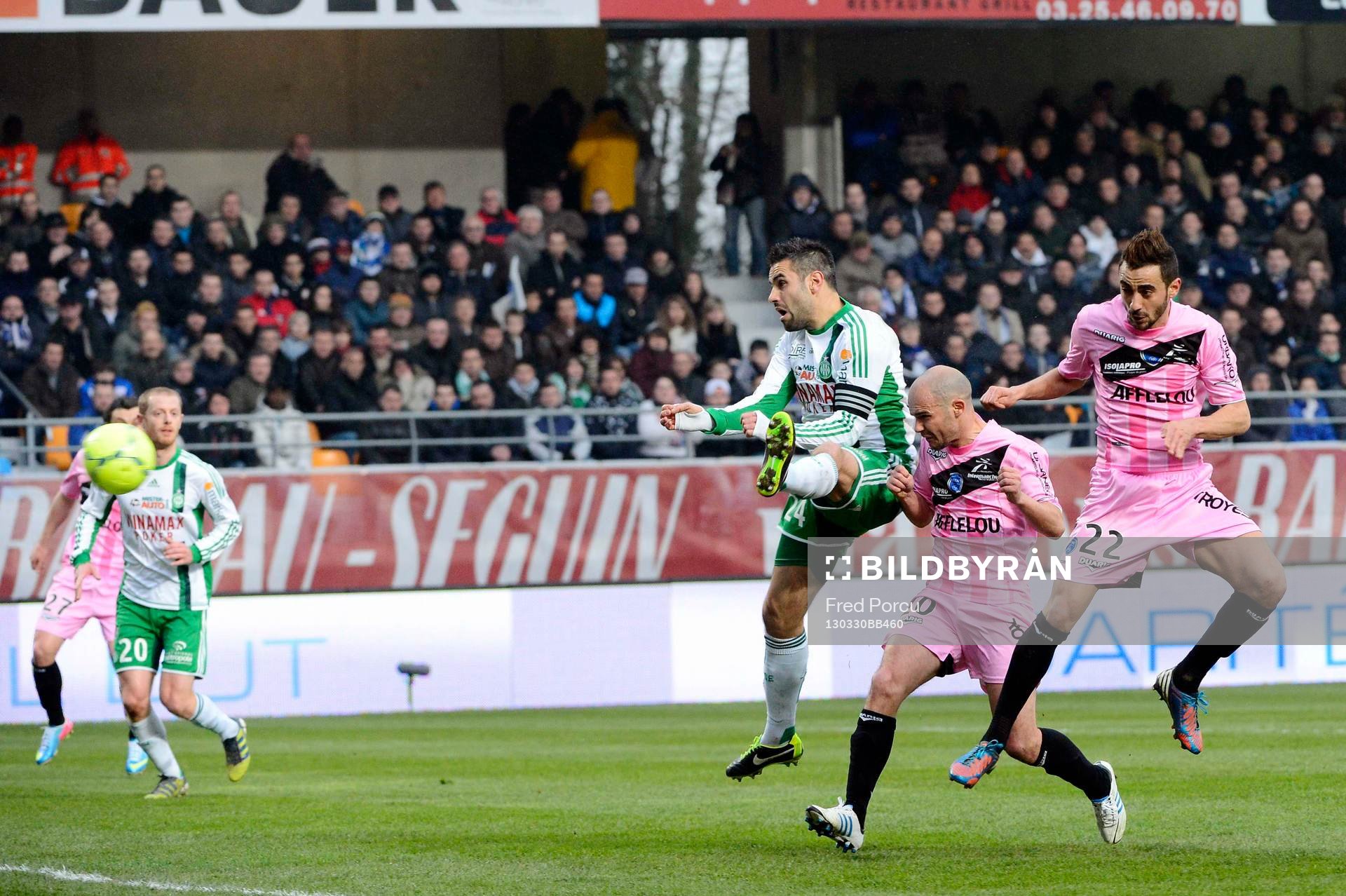 Goal Benjamin NIVET - 30.03.2013 - Troyes / Saint Etienne -