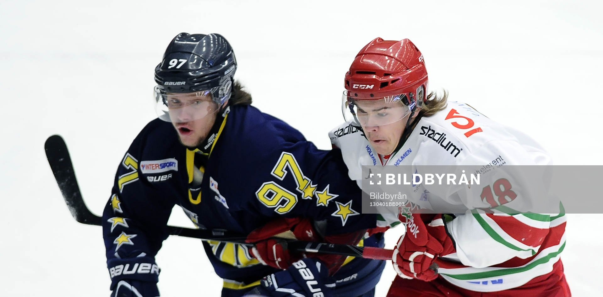 Modos nr 18 Kristoffer Backman och HV71 nr 97 Kristoffer