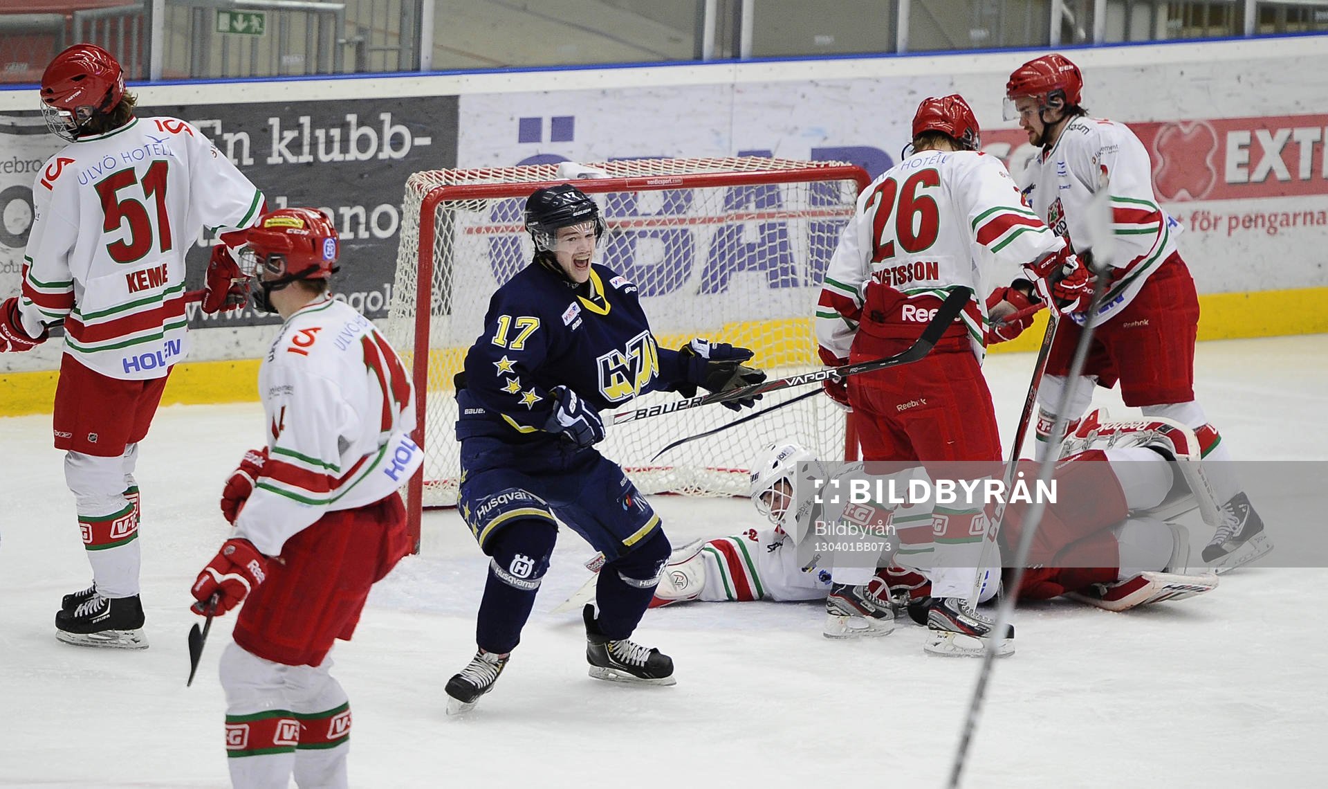 HV71 nr 17 Max Örnskog jublar