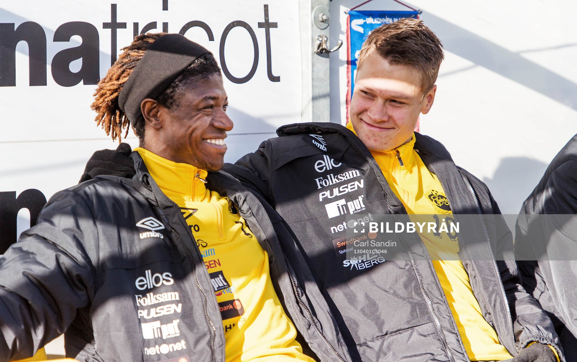 Mohamed Bangura och Viktor Claesson, Elfsborg, på bänken