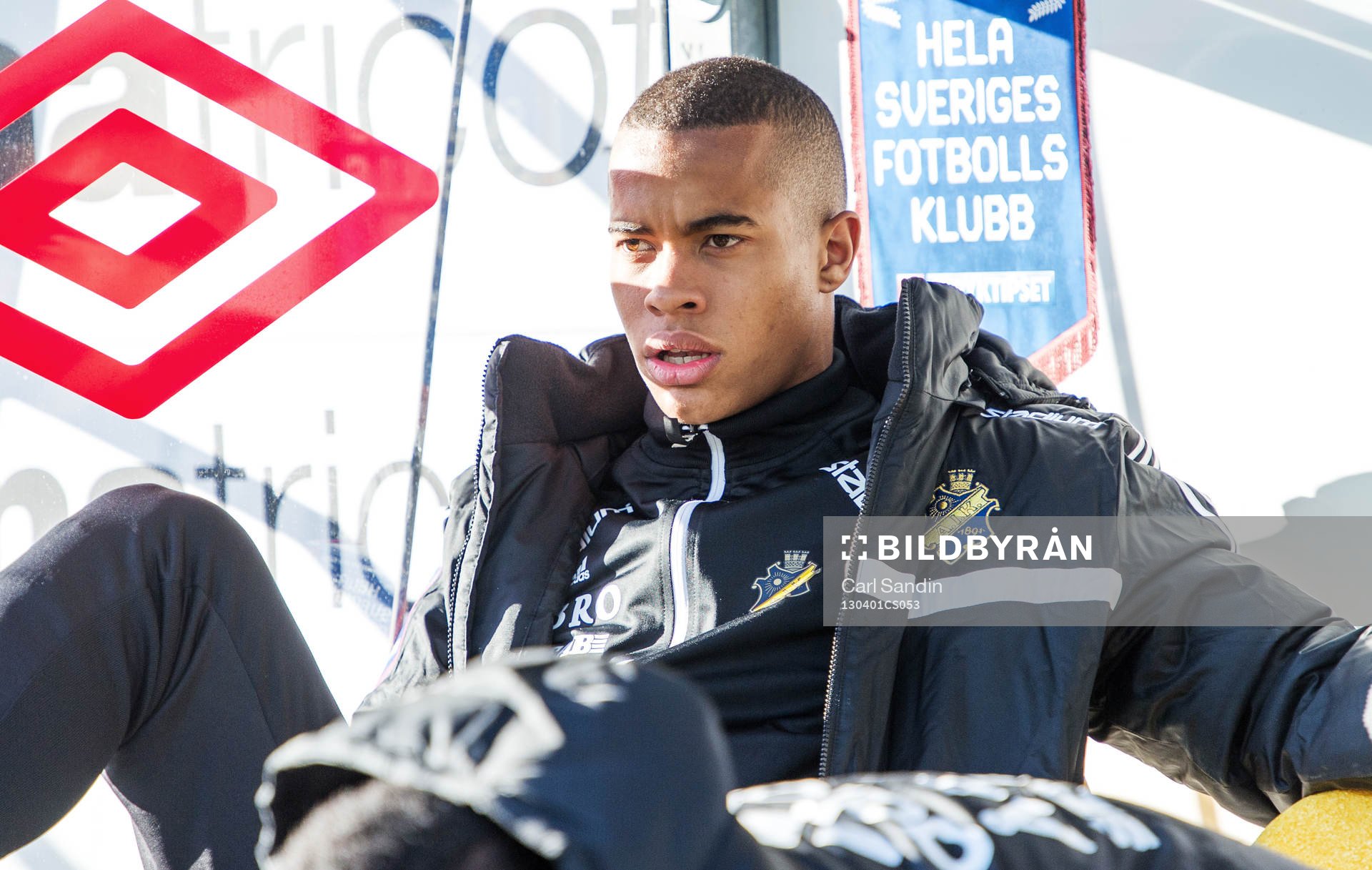 Robin Quaison, AIK, på bänken