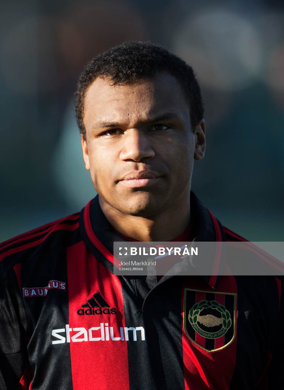 Serge-Junior Martinsson Ngou, Brommapojkarna