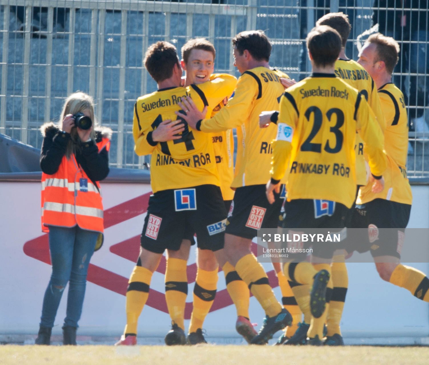 1-0 självmål, Mjällby jublar