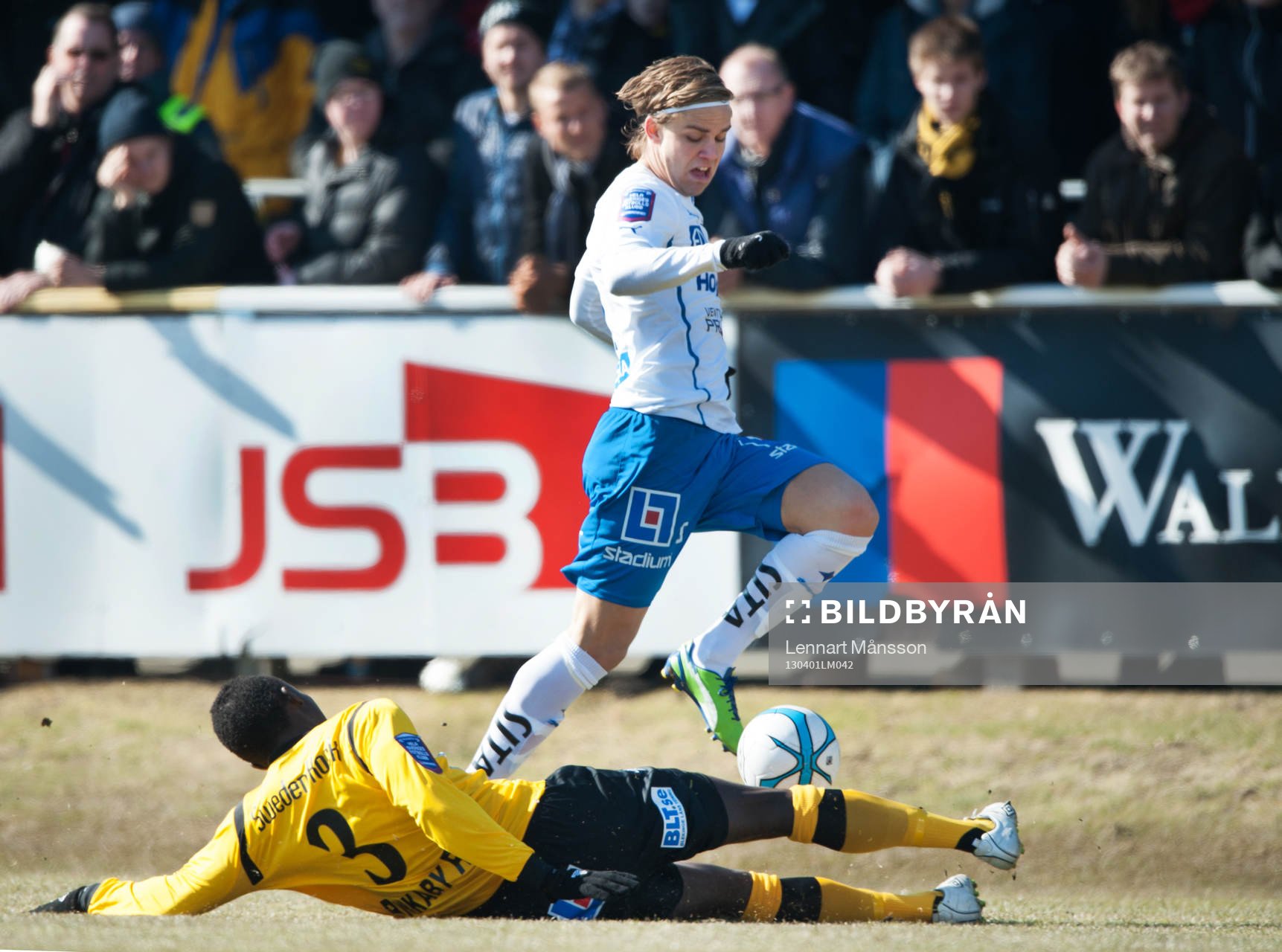 Christoffer Nyman, Norrköping, och Gbenga Arokoyo, Mjällby