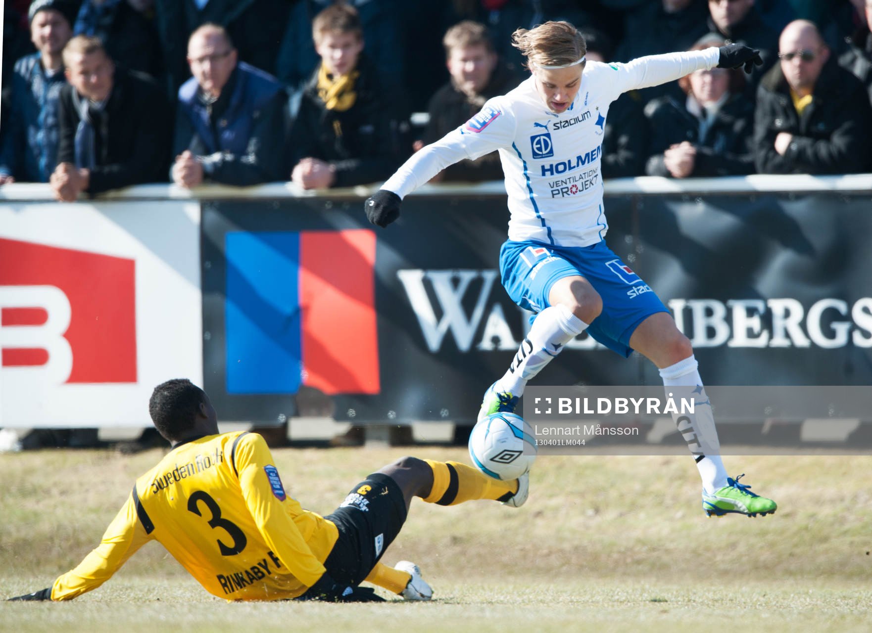 Christoffer Nyman, Norrköping, och Gbenga Arokoyo, Mjällby
