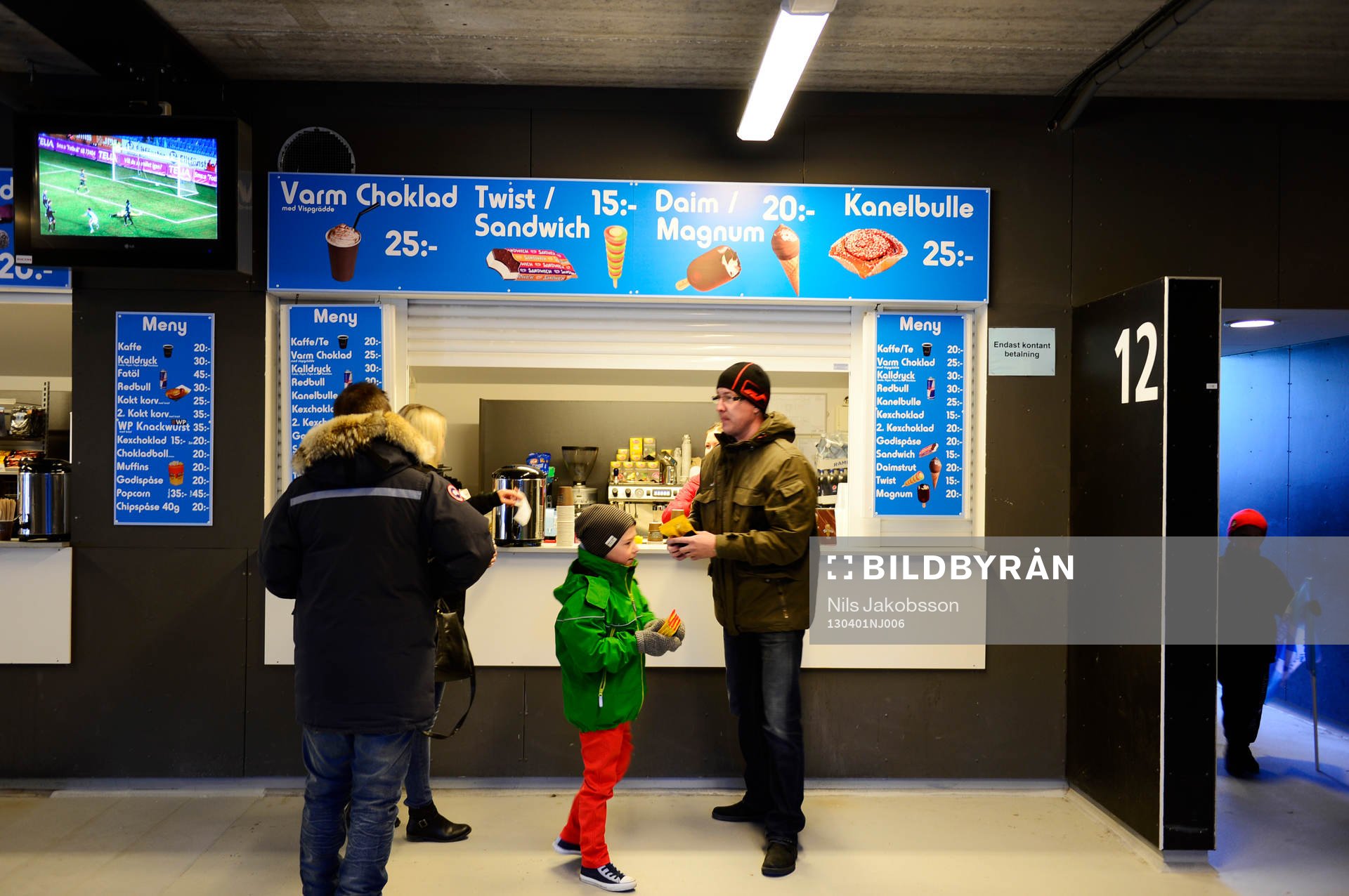 en kiosk där man kan köpa glass och kaffe