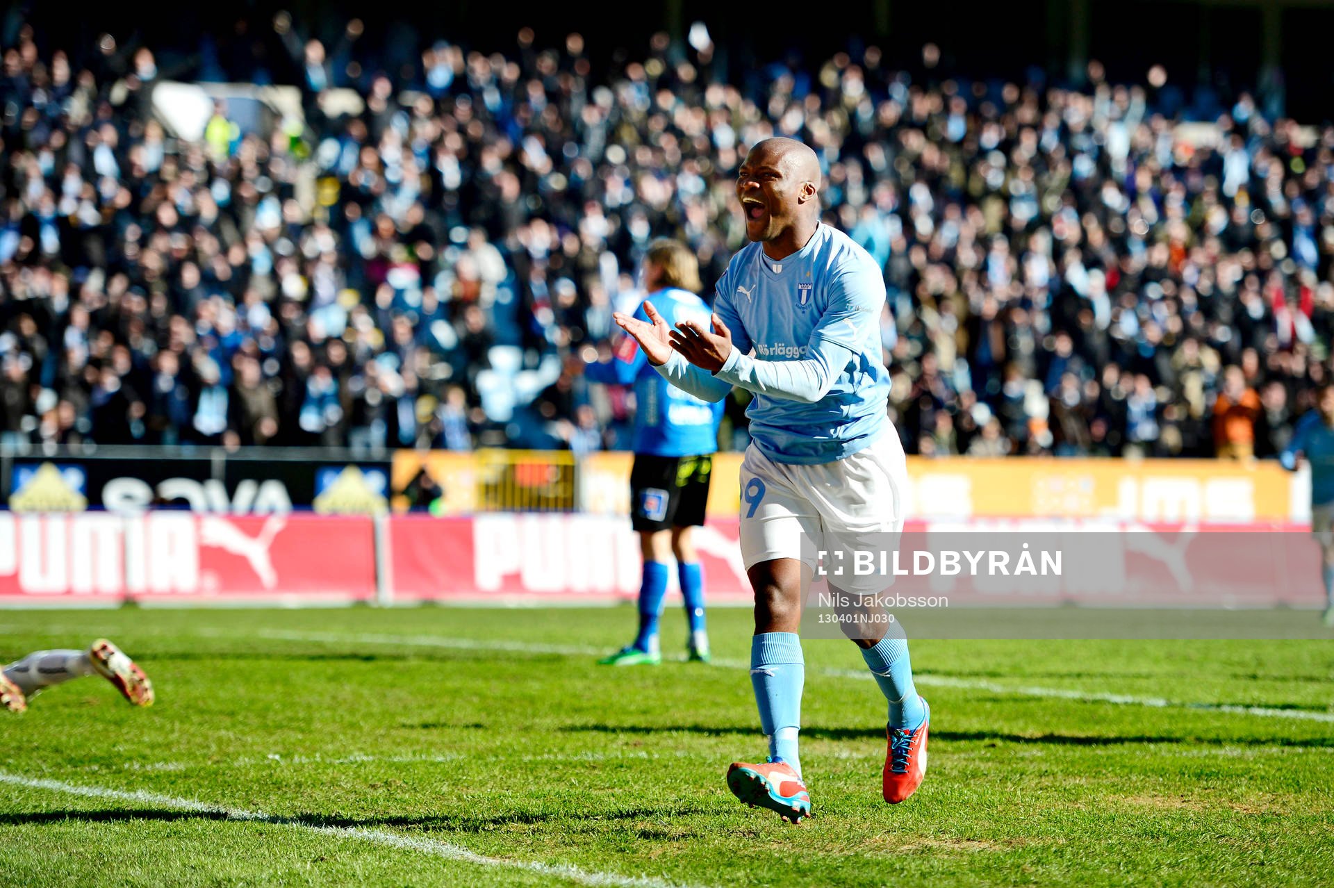 Fotboll, Allsvenskan, Malmö FF - Halmstad: Tokelo Rantie, Malmö FF jublar efter sitt 1-0 mål.