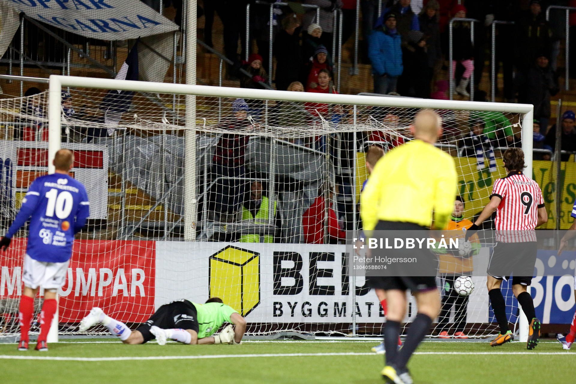 Fotboll, Allsvenskan, Åtvidabergs FF - Malmö FF: Mål av Malmö 8 Erik Friberg, Åtvidaberg 1 målvakt Henrik Gustavsson
