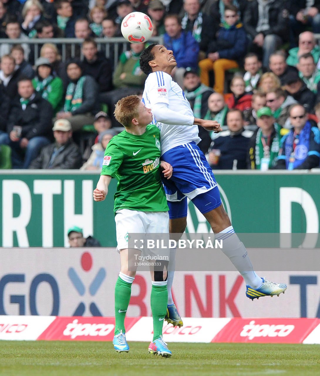 v.l. Kevin de Bruyne, Joel Matip (Schalke)