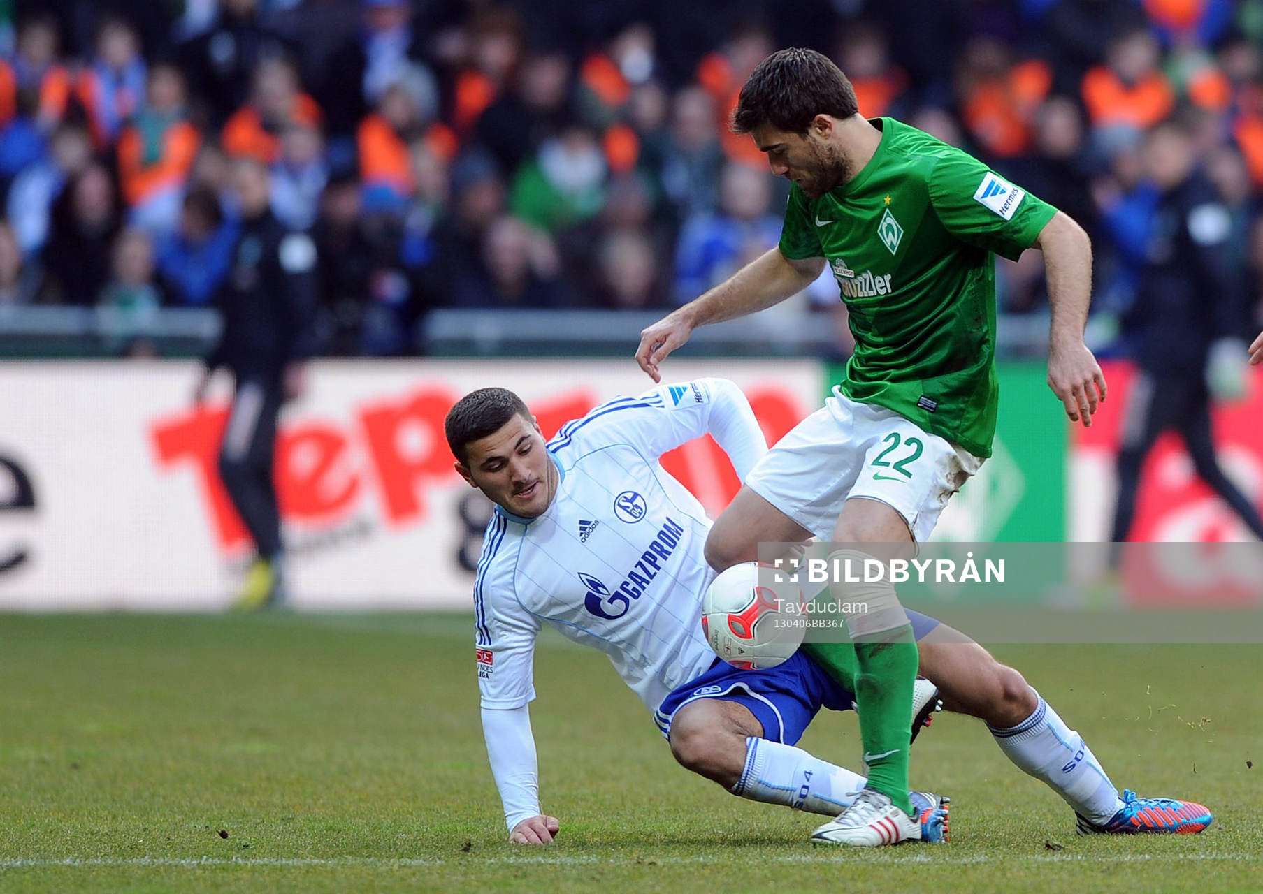 v.l. Sead Kolasinac, Sokratis Papastathopoulos (Bremen)