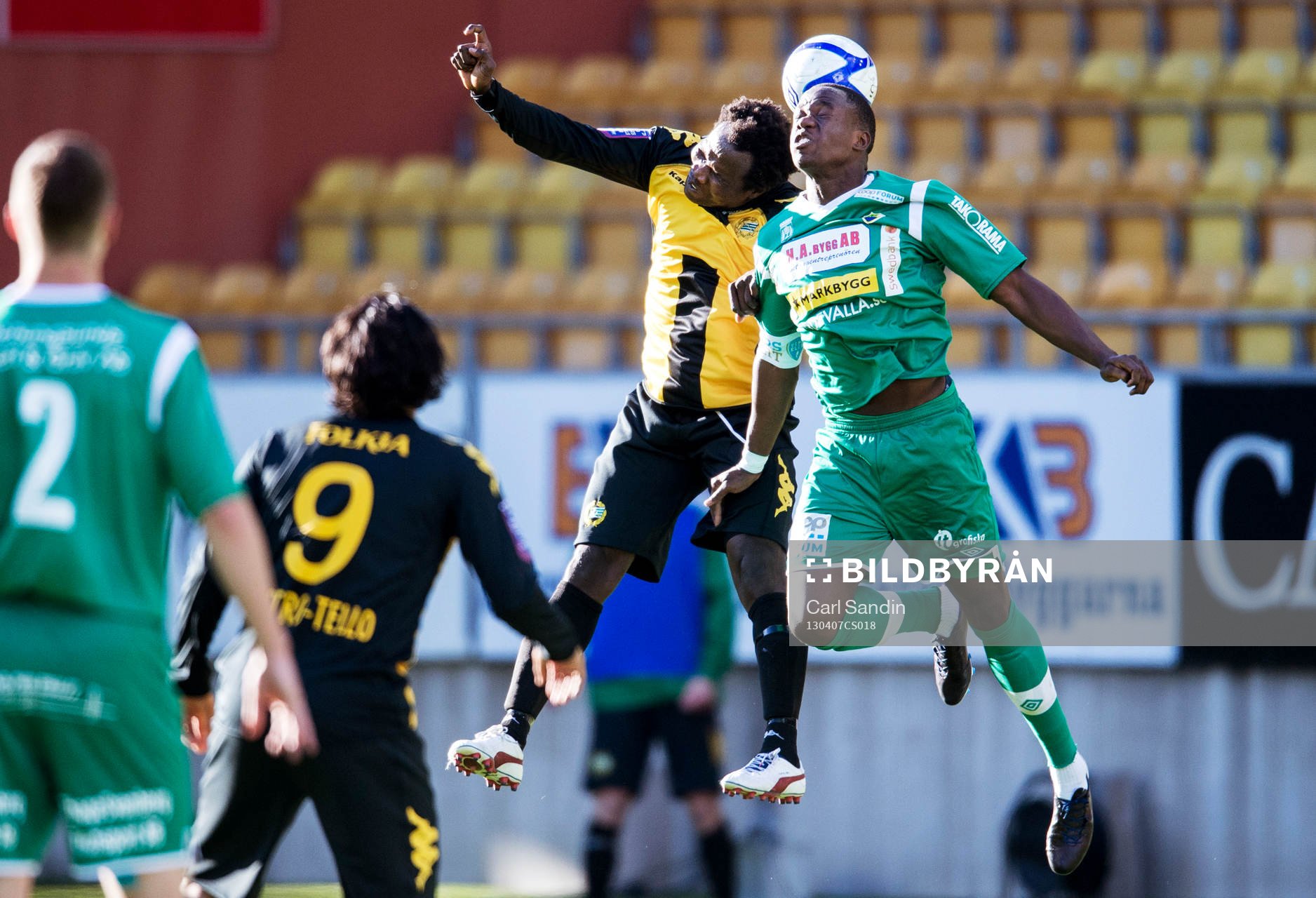 Nickduell mellan Monday James, Hammarby, och Toboy Alabi,