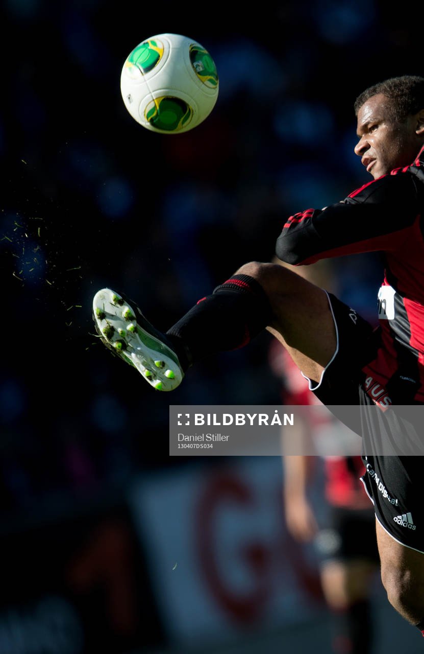 Serge-Junior Martinsson Ngouali, Brommapojkarna