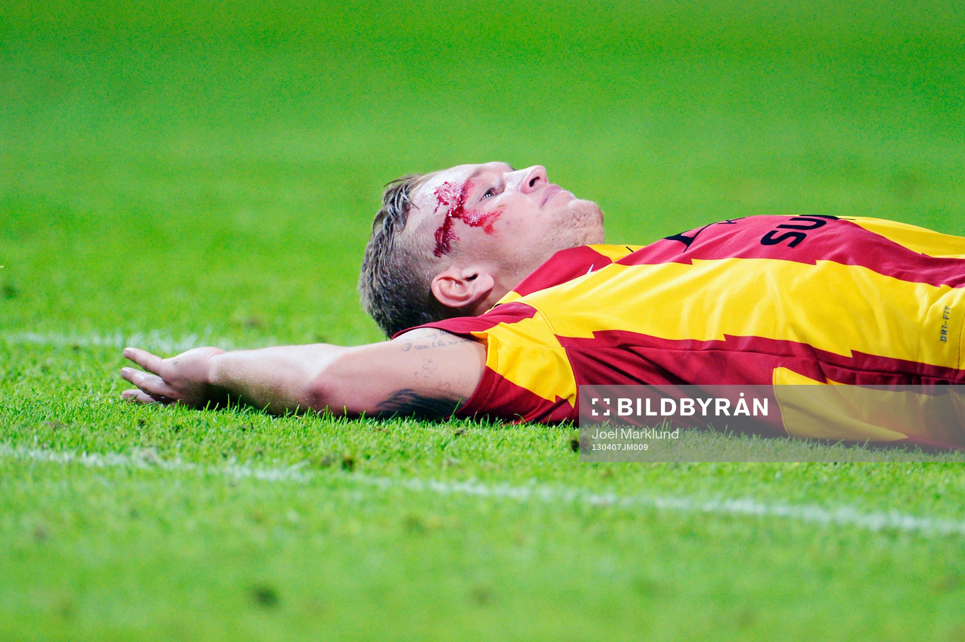 Alexander Michel, Syrianska blöder ymnigt