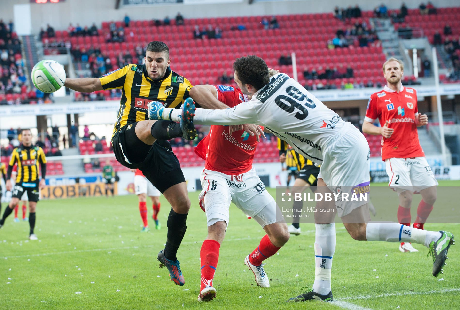 Moestafa El Kabir, Häcken och Etrit Berisha, målvakt,