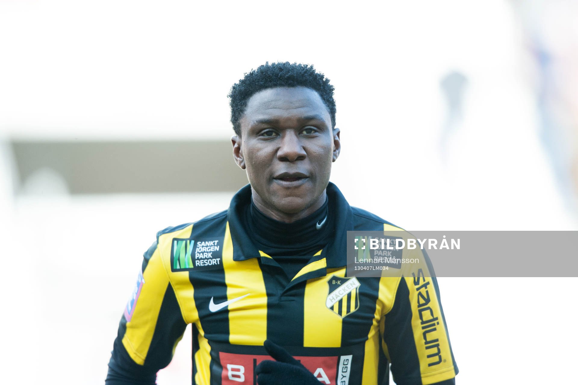 Dominic Chatto, Häcken