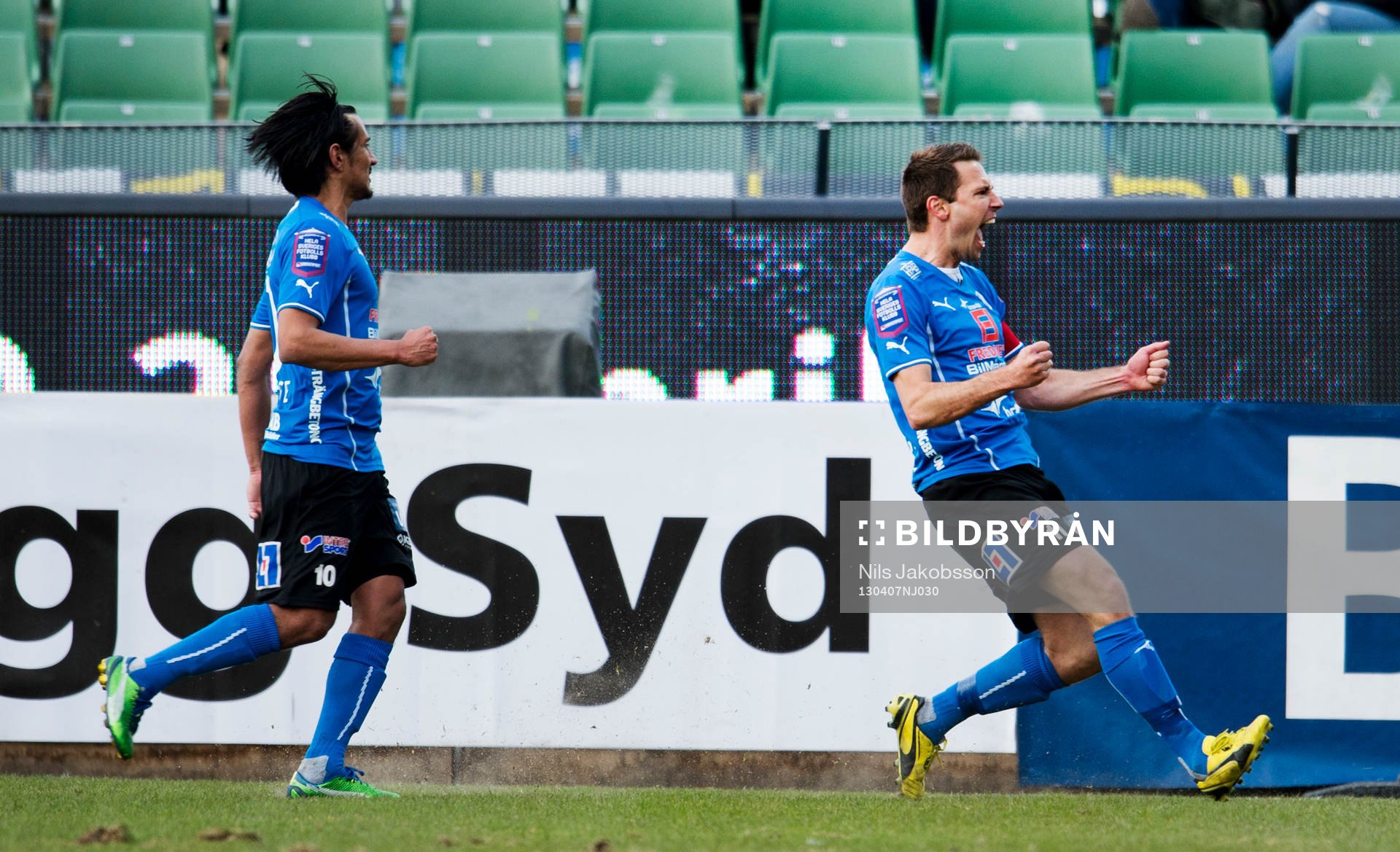 Fotboll, Allsvenskan, Halmstad BK - Elfsborg: Antonio Rojas, Stefan Selakovic, Halmstad, jublar.
