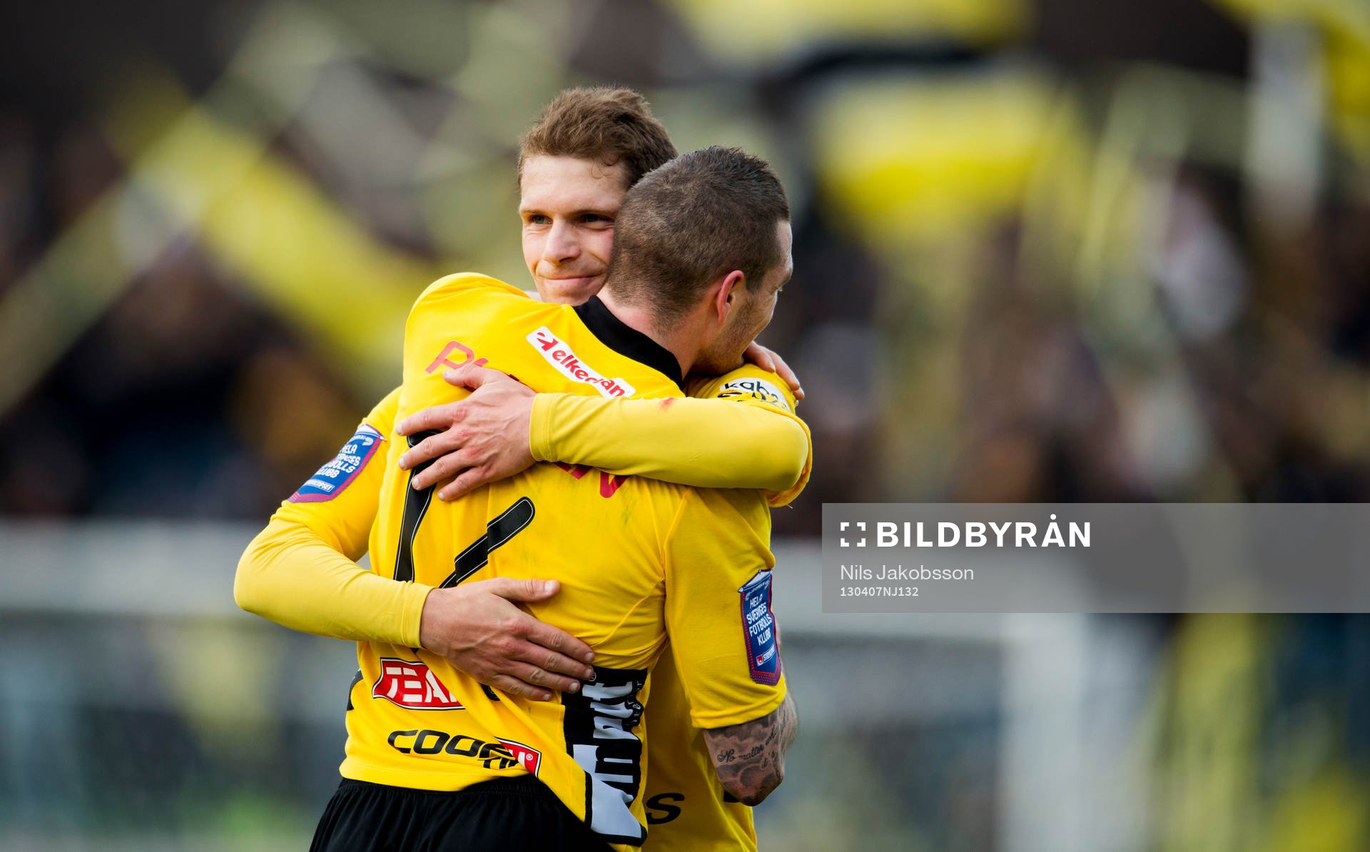 Fotboll, Allsvenskan, Halmstad BK - Elfsborg: Andreas Klarström, James Keene, Elfsborg, kramas.