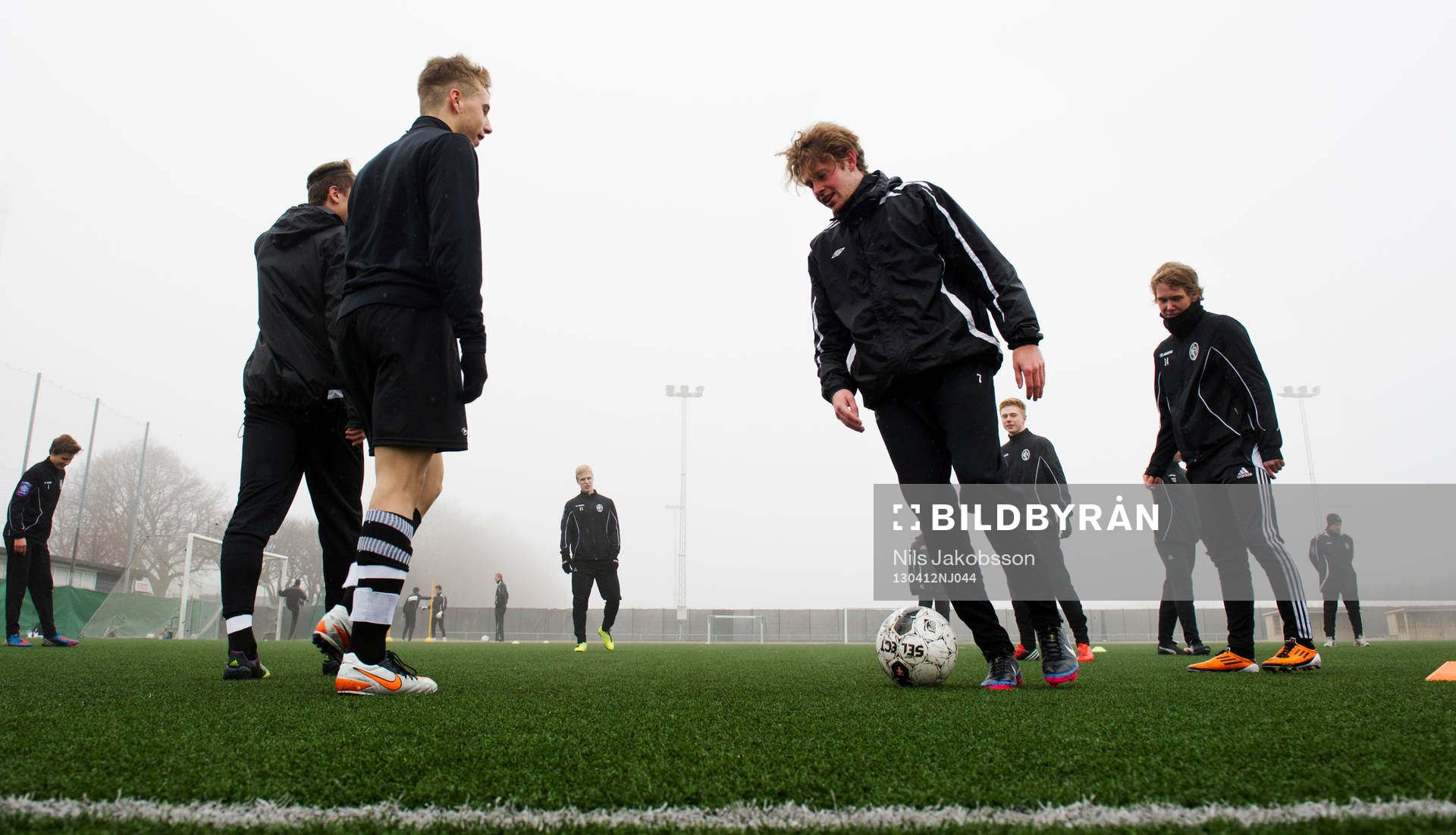 Fotboll, Junior, Landskrona BOIS tränar